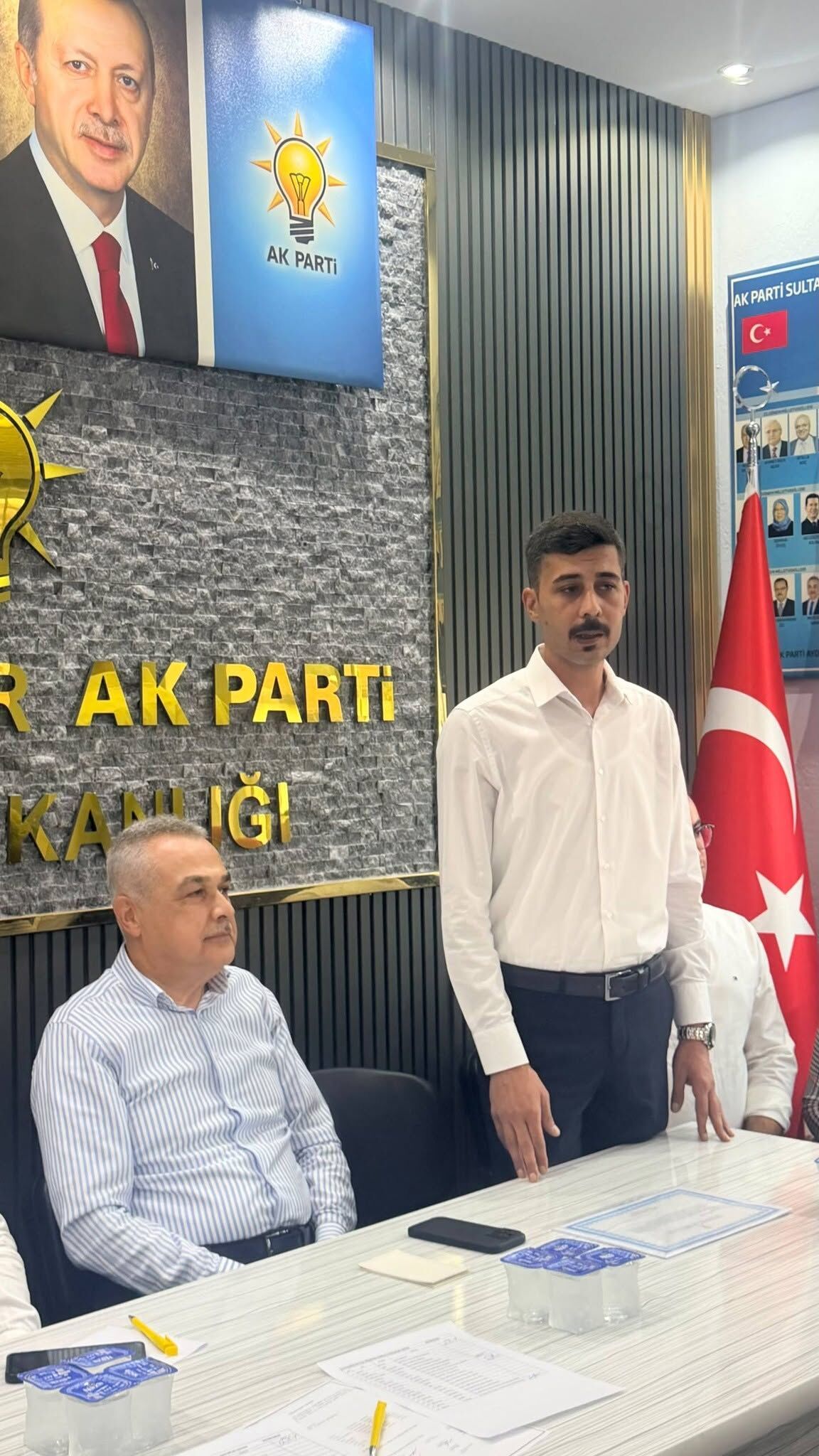 Ak Parti (9)