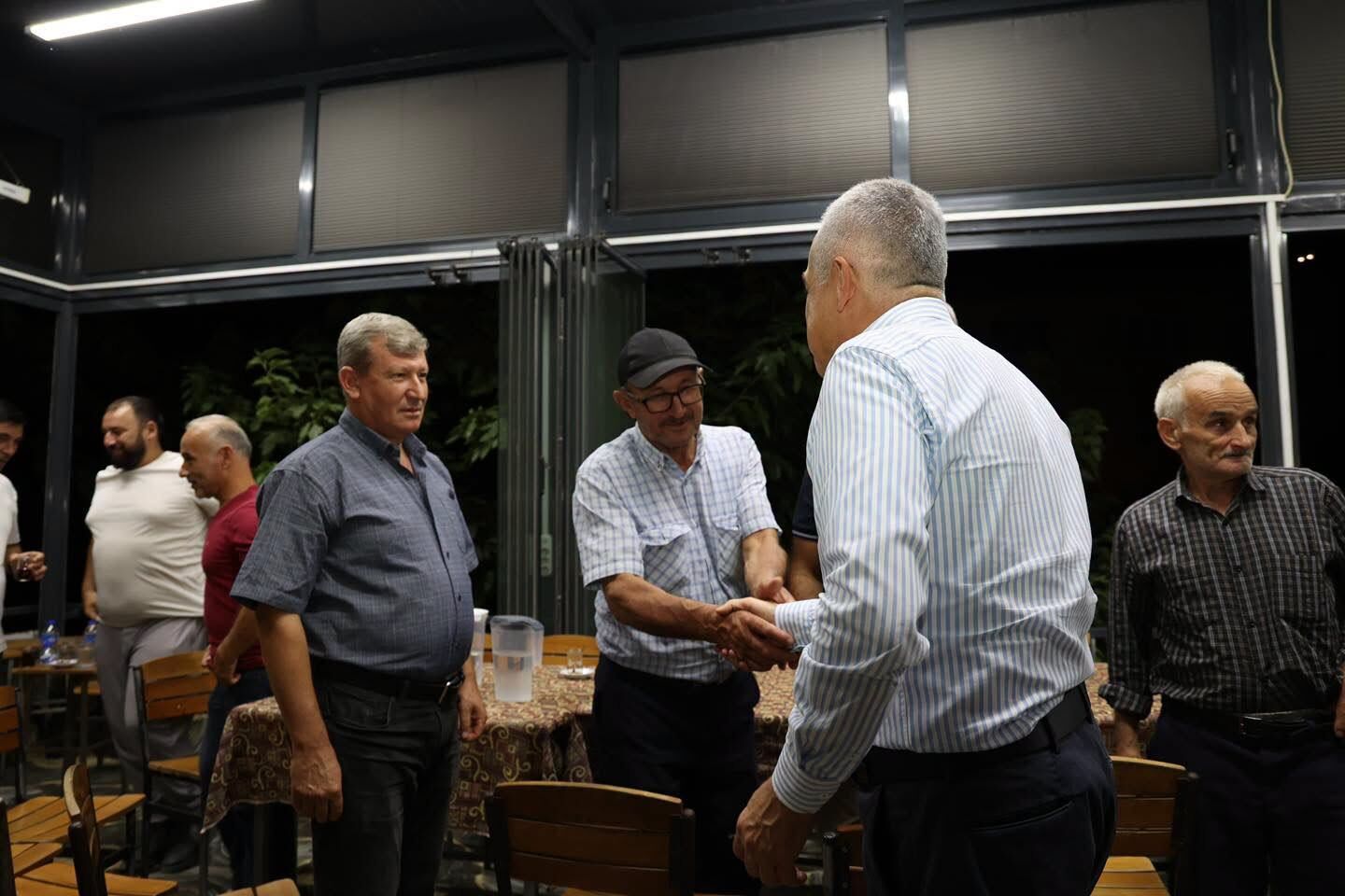 Ak Partili Mustafa Savaş Nazilli’de Vatandaşlarla Bir Araya Geldi (3)