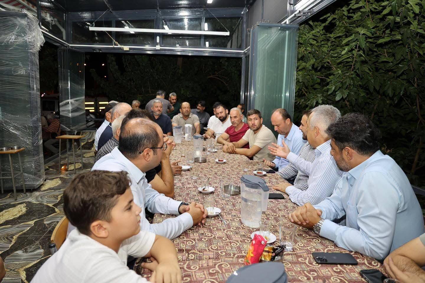 Ak Partili Mustafa Savaş Nazilli’de Vatandaşlarla Bir Araya Geldi (6)