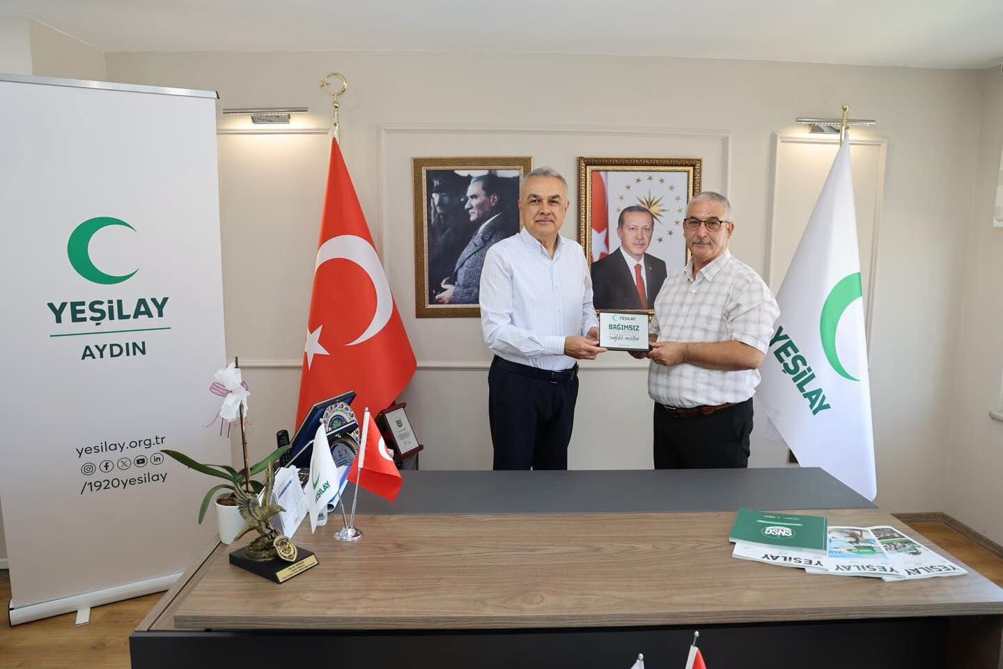 Ak Partili Mustafa Savaş’tan Yeşilay Aydın Şubesi’ne Ziyaret (4)