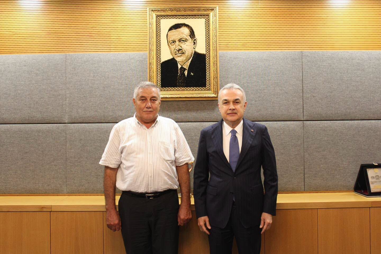 Ak Partili Savaş Meclis’te Hemşehrileriyle Bir Araya Gelmeye Devam Ediyor (3)