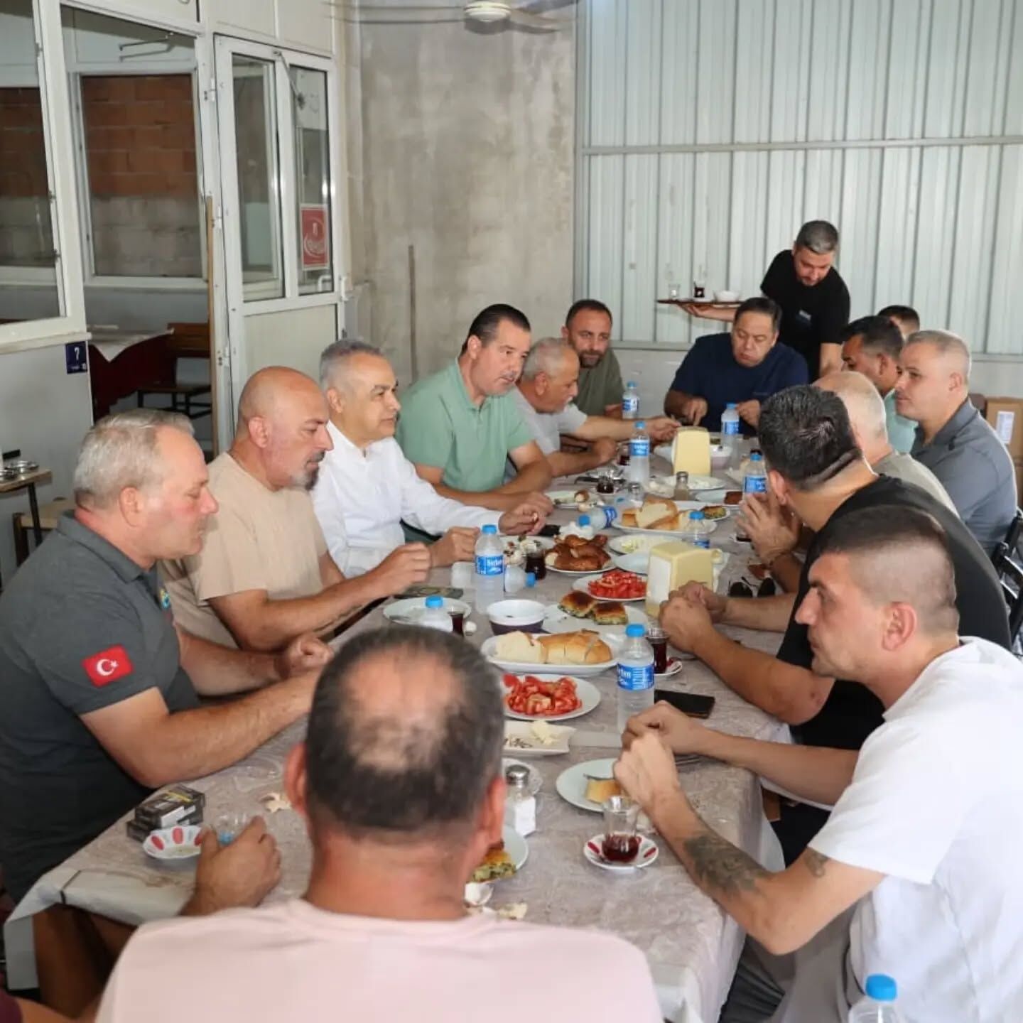 Ak Partili Savaş Sanayi Esnafıyla Kahvaltıda Bir Araya Geldi (11)