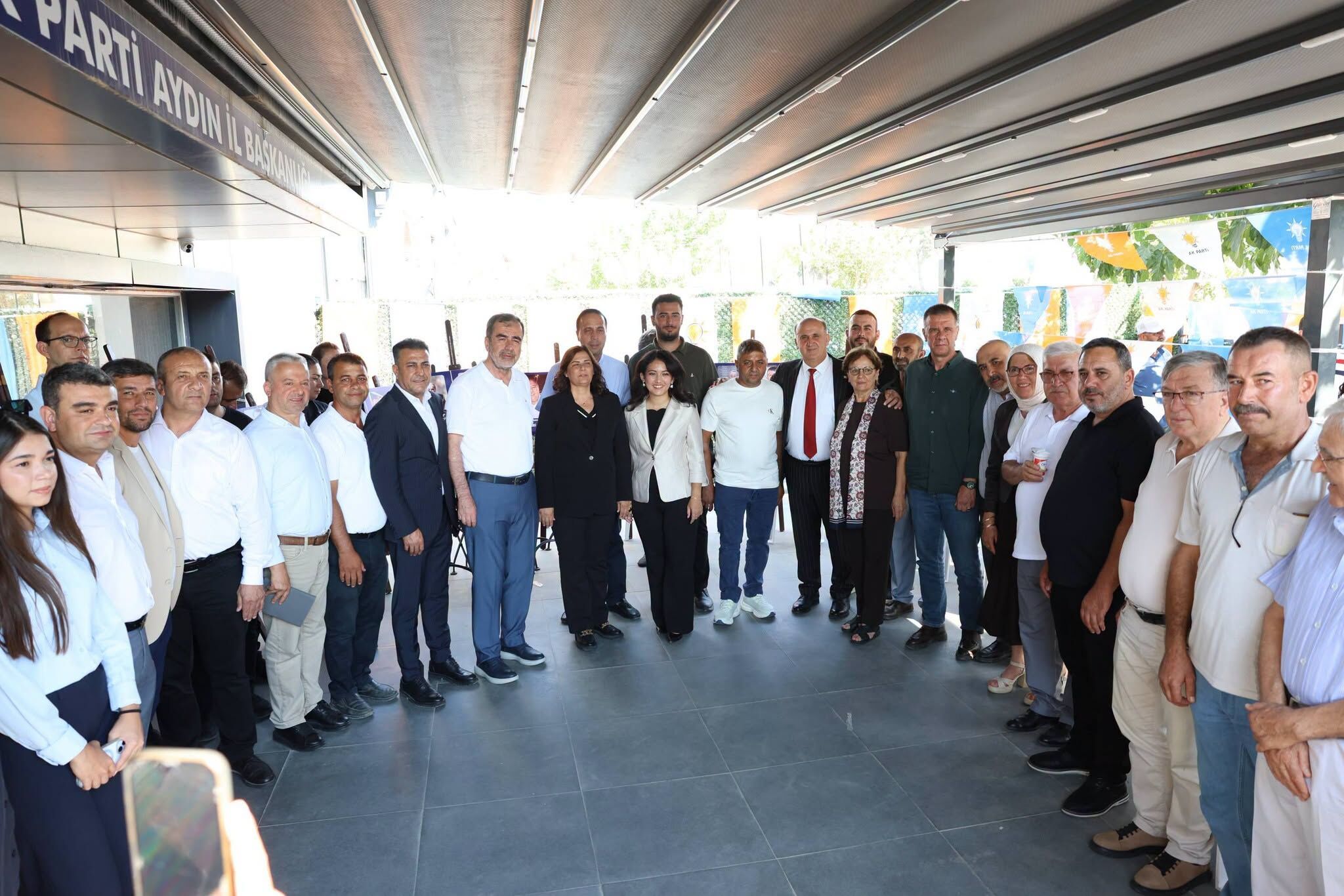 Aydın’da Bir Meclis Üyesi Daha Ak Parti’ye Katıldı (2)