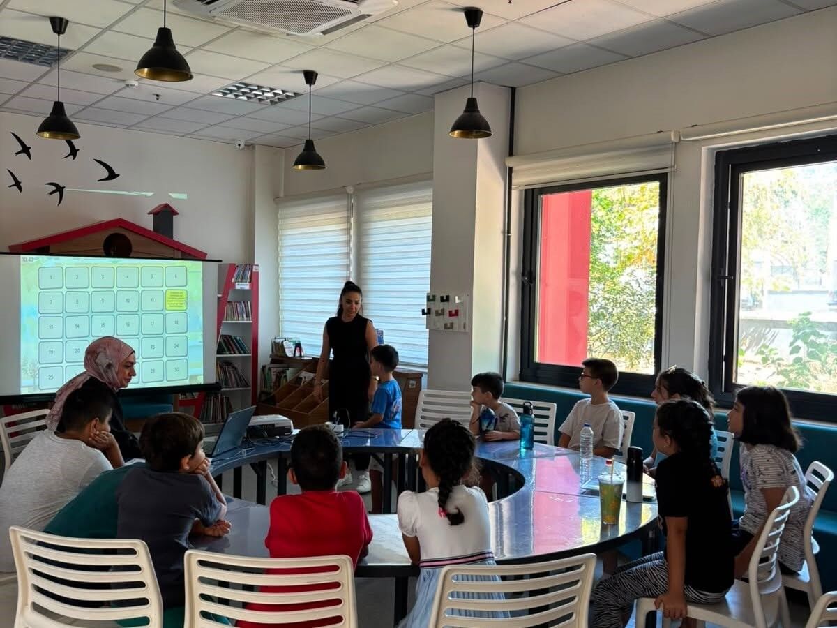 Aydın'da Çocuklar Kütüphanede Drama Ile Keşfetti (4)