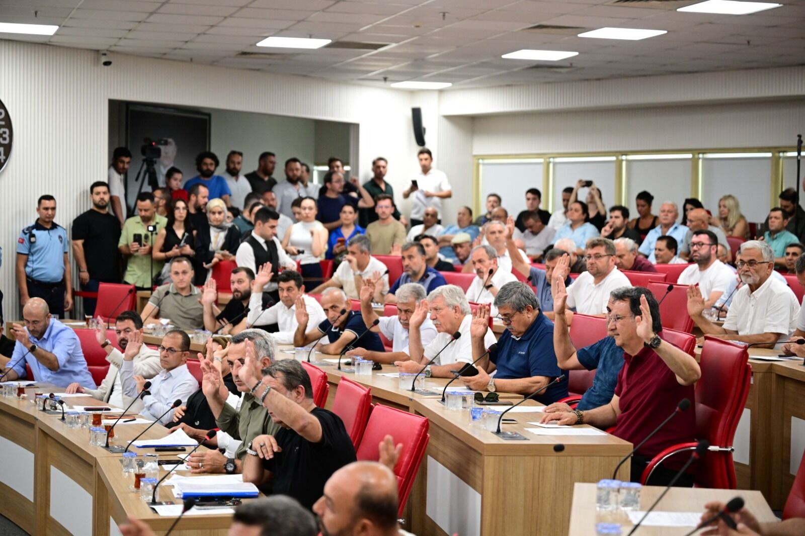 Aydın’da ilçe belediyeleri hizmet etmemeye ant içti, ilaçlama yapmamak için yeni karar aldılar!