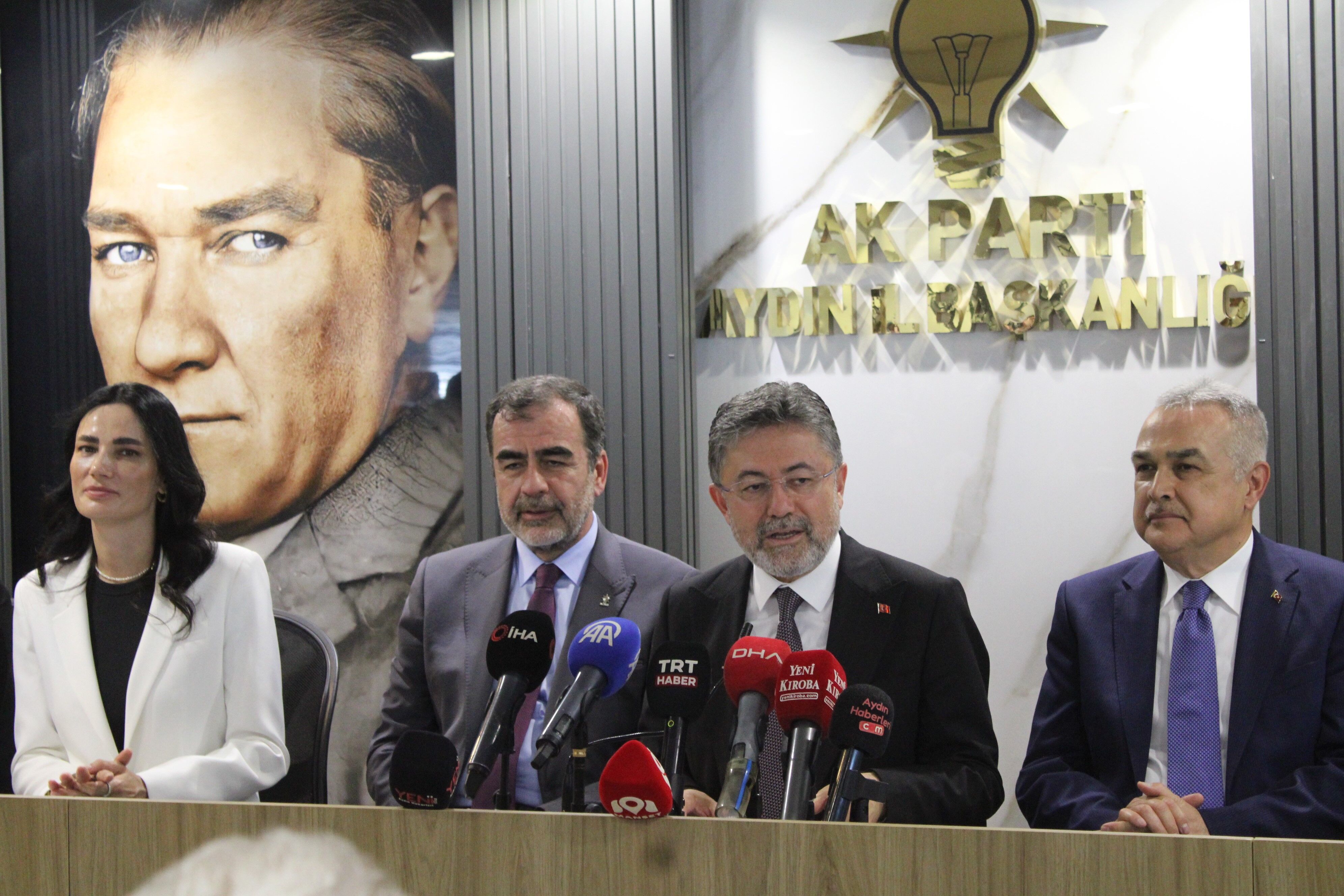 Bakan Yumaklı Son 24 Yılda Aydın'a Yaklaşık 190 Milyar Liralık Yatırım Yapıldı (2)