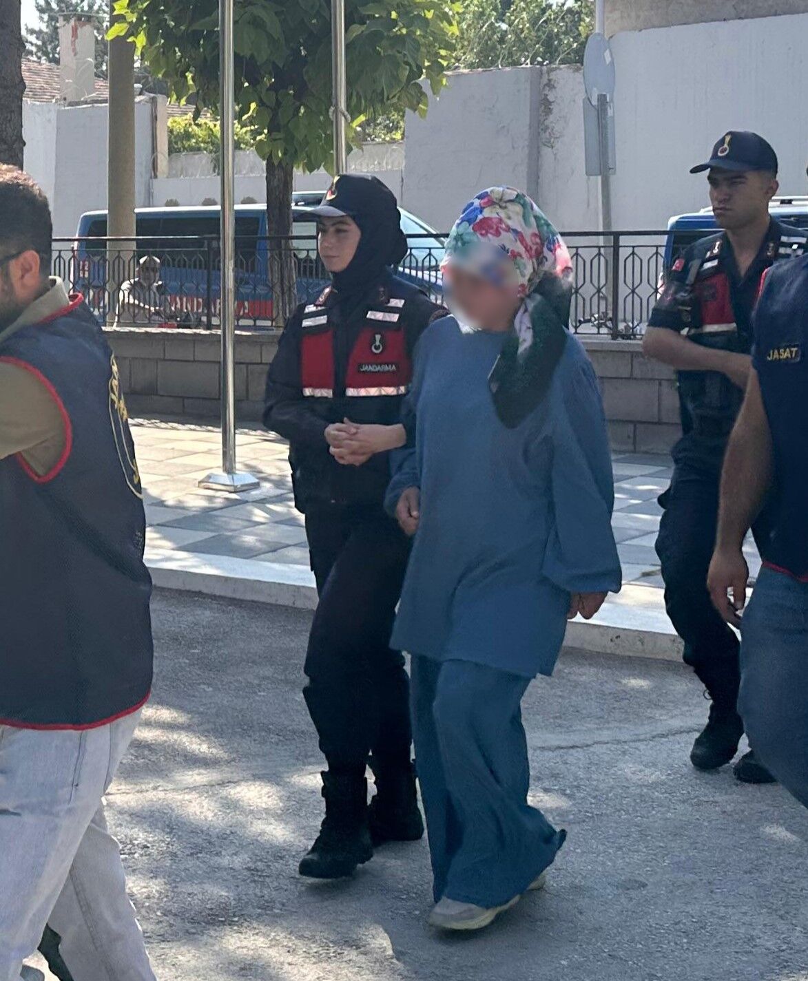 Dört Yaşındaki Oğlunu Hayattan Koparan Adam Ile 3 Gün Sonra Nikâh Masasına Oturdu (1)