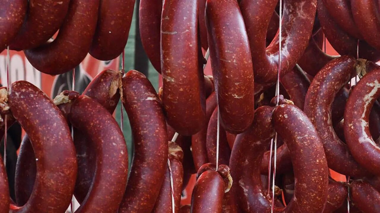 Et Ürünlerinde Şok Eden Sonuç.. Sucuklarda At Ve Eşek Eti Bulundu (1)