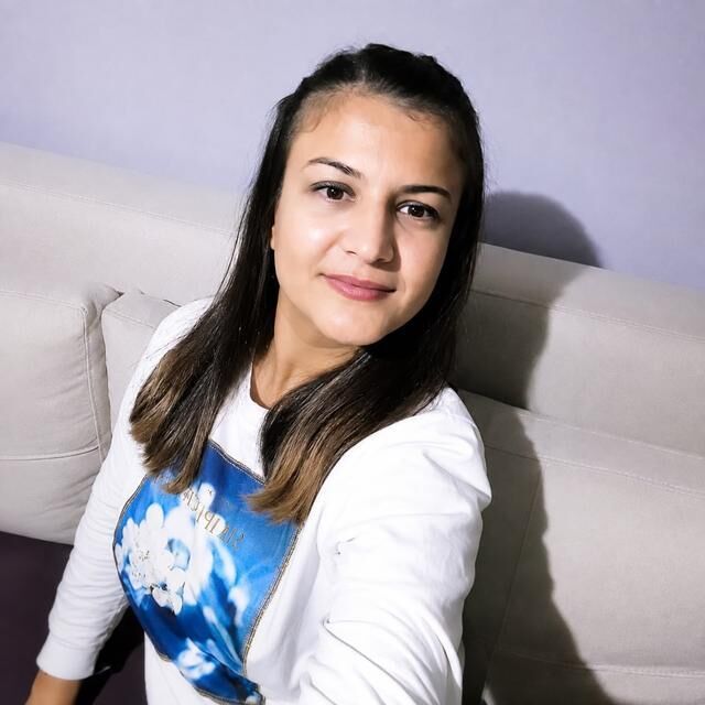 Genç Kadın Kansere Yenildi
