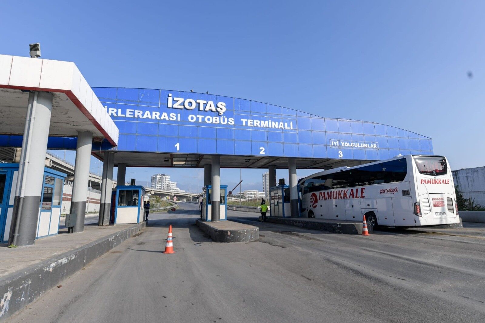 İzmir Otogarı tahliye edilecek