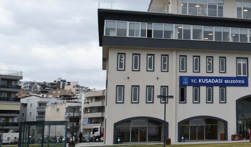Kuşadası Belediyesi’nde rüşvet operasyonu: Çok sayıda gözaltı