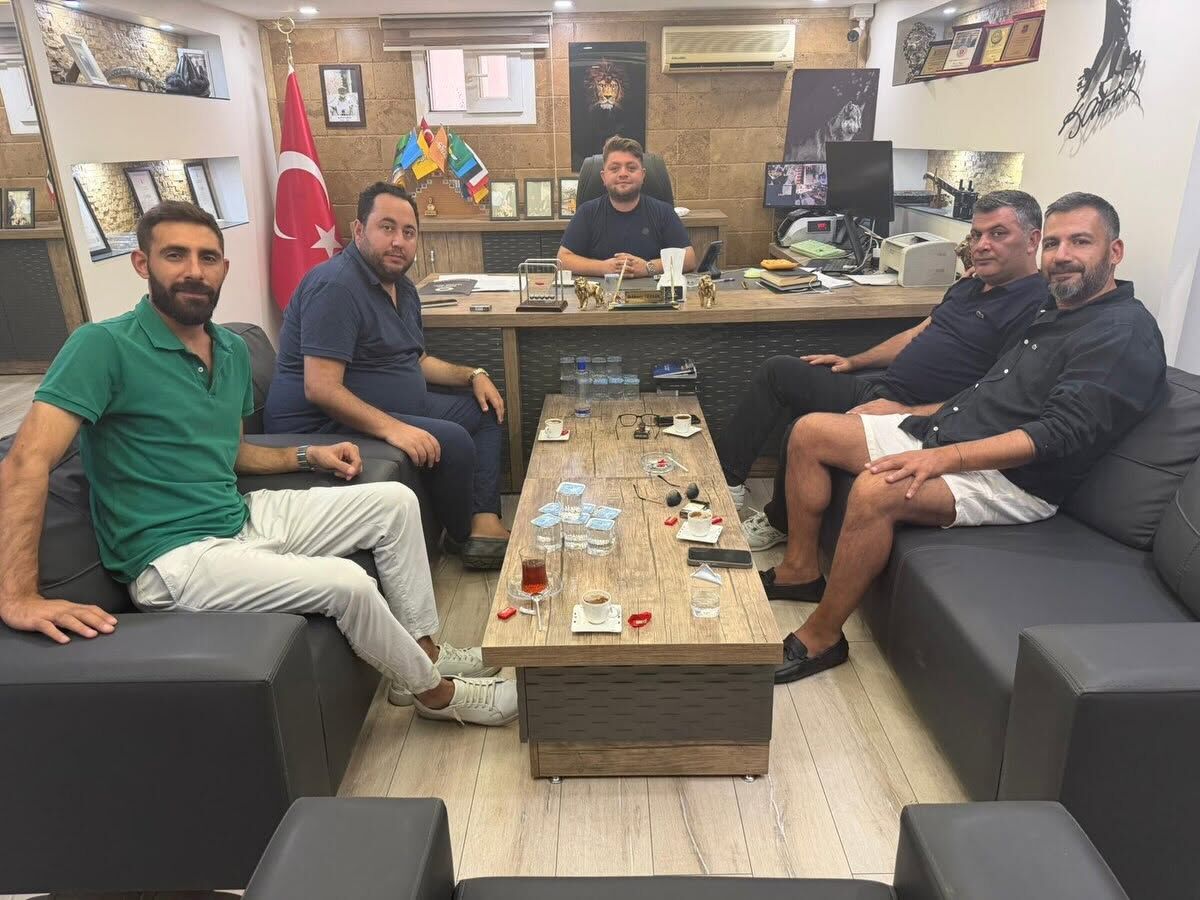Kuto Başkan Adayı Anıl Metin Oto Ziyaretlerini Sürdürüyor Esnaftan Tam Destek! (7)