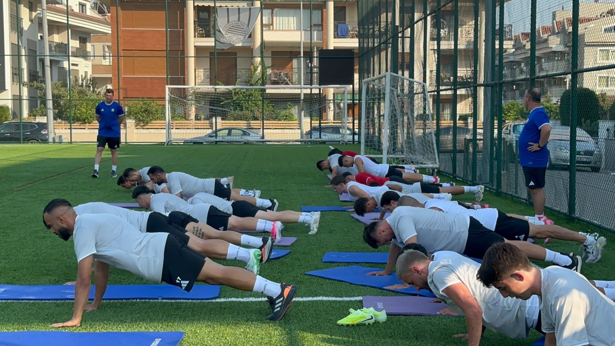 Marmaris Belediyespor Sezon Öncesi Ilk Antrenmanına Çıktı (1)