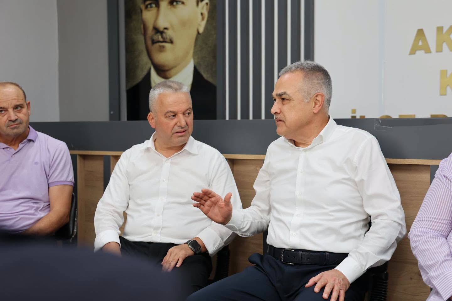 Milletvekili Mustafa Savaş’tan Ak Parti Köşk İlçe Teşkilatına Hayırlı Olsun Ziyareti (6)