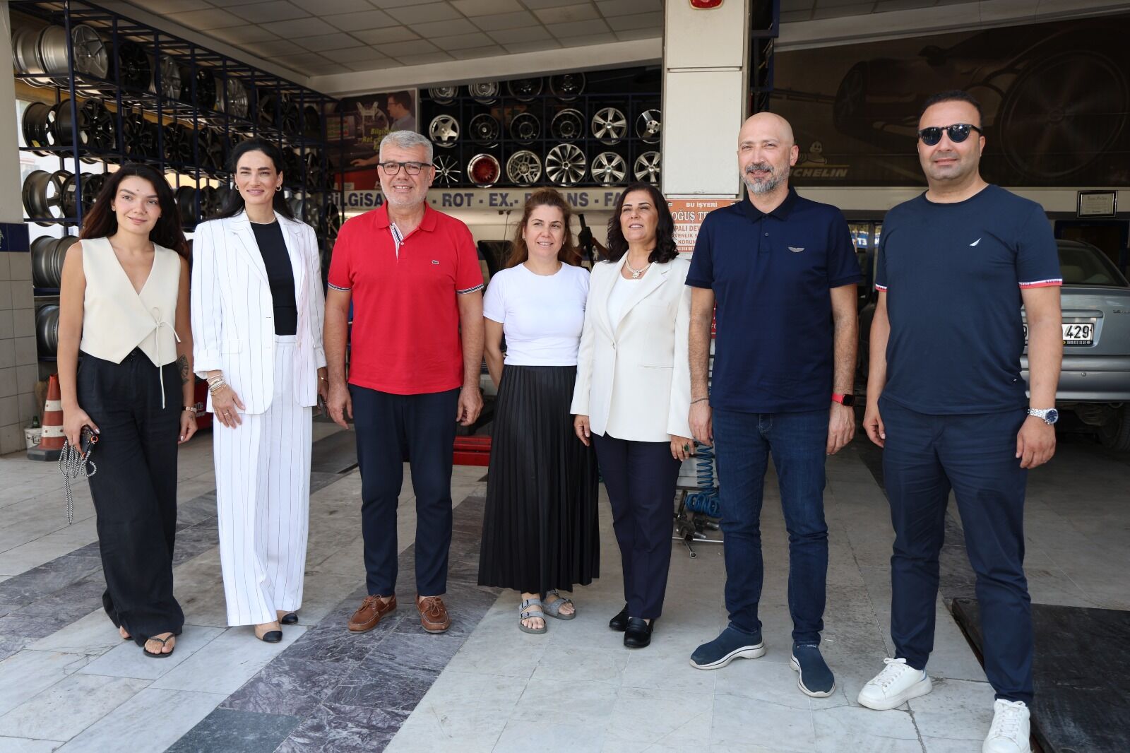 Milletvekili Seda Sarıbaş Ve Büyükşehir Belediye Başkanı Özlem Çerçioğlu’ndan Metin Sakalar’a Taziye Ziy