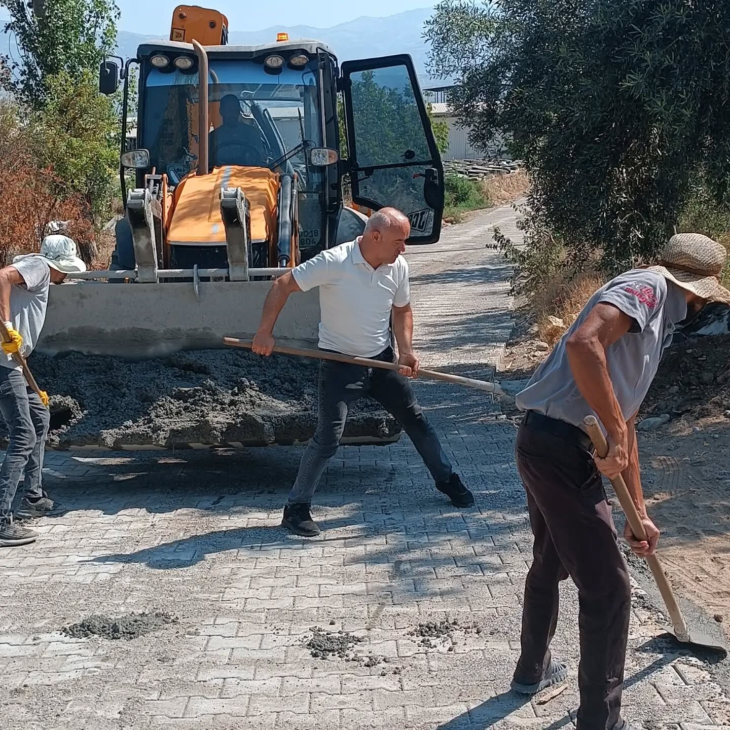 Muhtar Çelen’den Ak Partili Savaş’a Teşekkür (4)