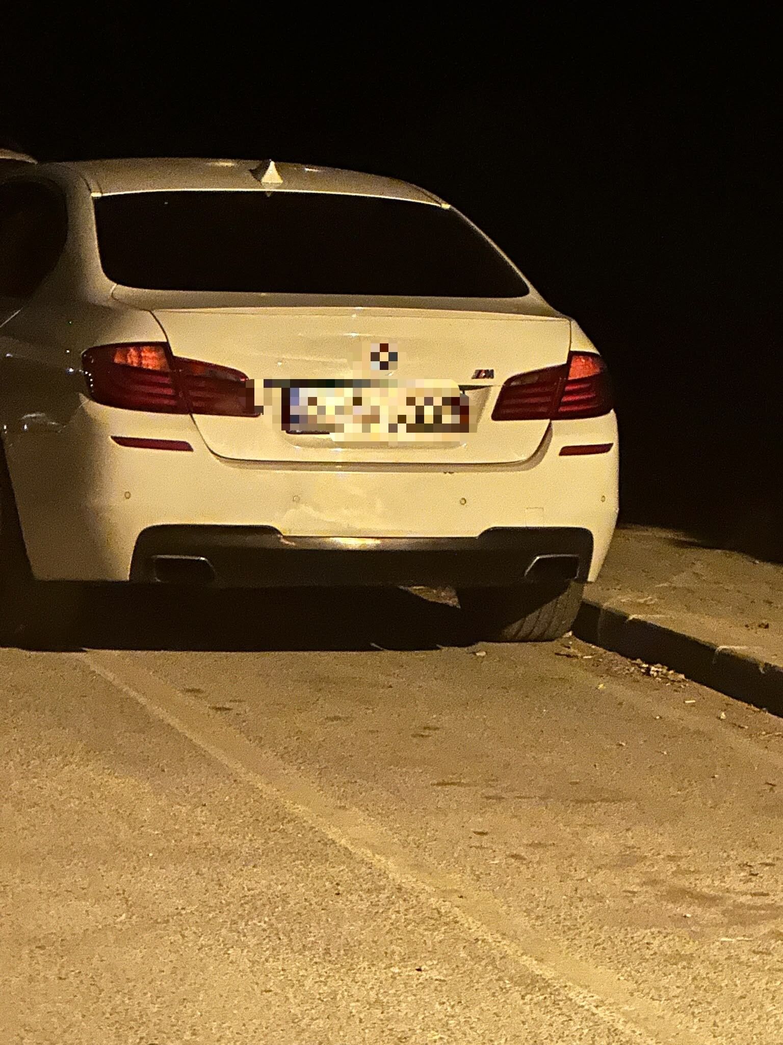 Otomobilin Içinde Basıldılar (1)