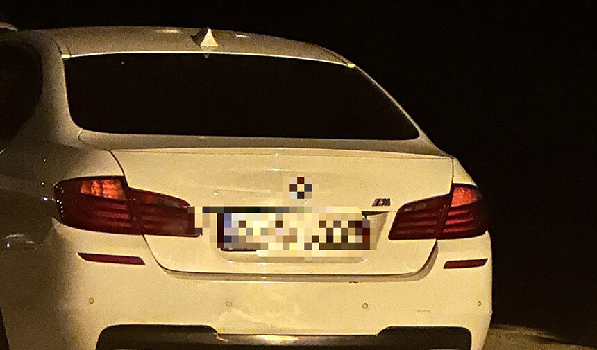 Otomobilin içinde basıldılar