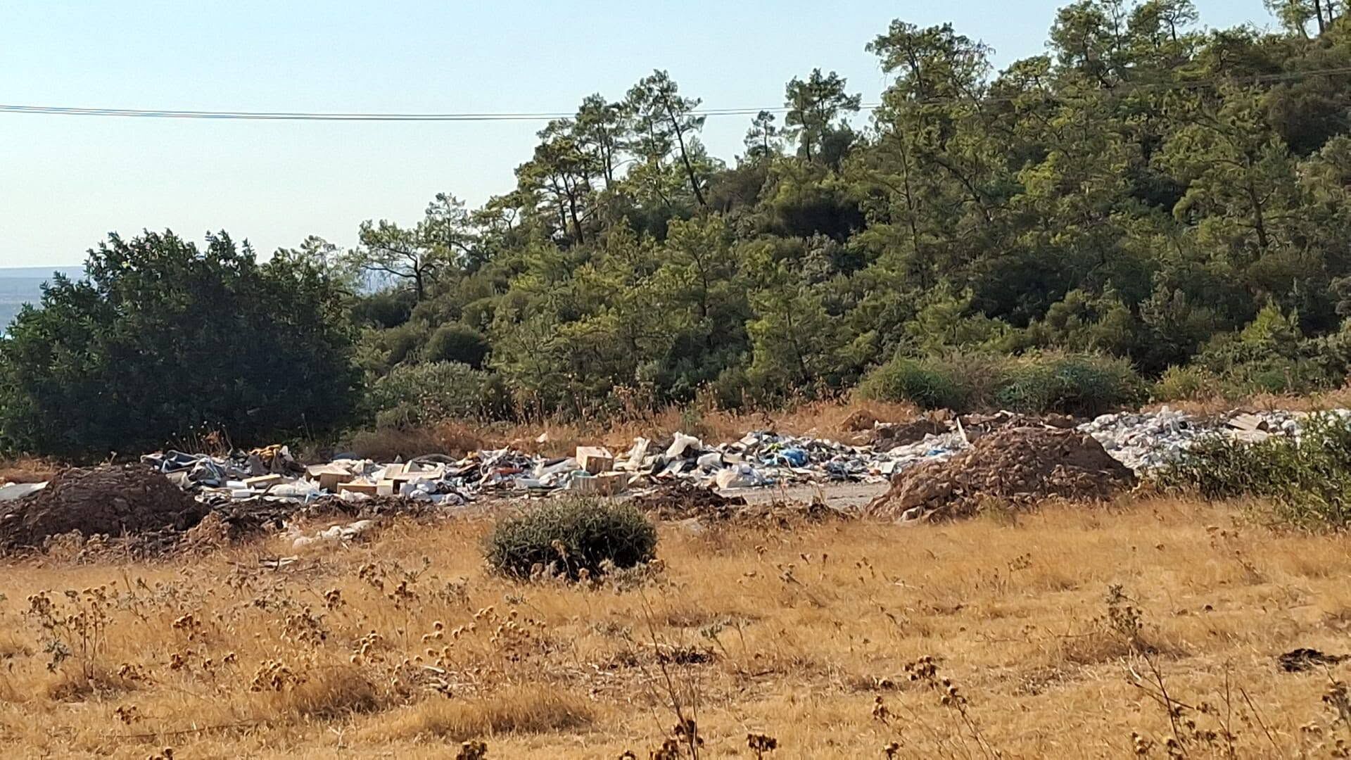 Turizm Cenneti Didim’de Çevre Skandalı Akbük’te Çöp Dağları Oluştu (2)
