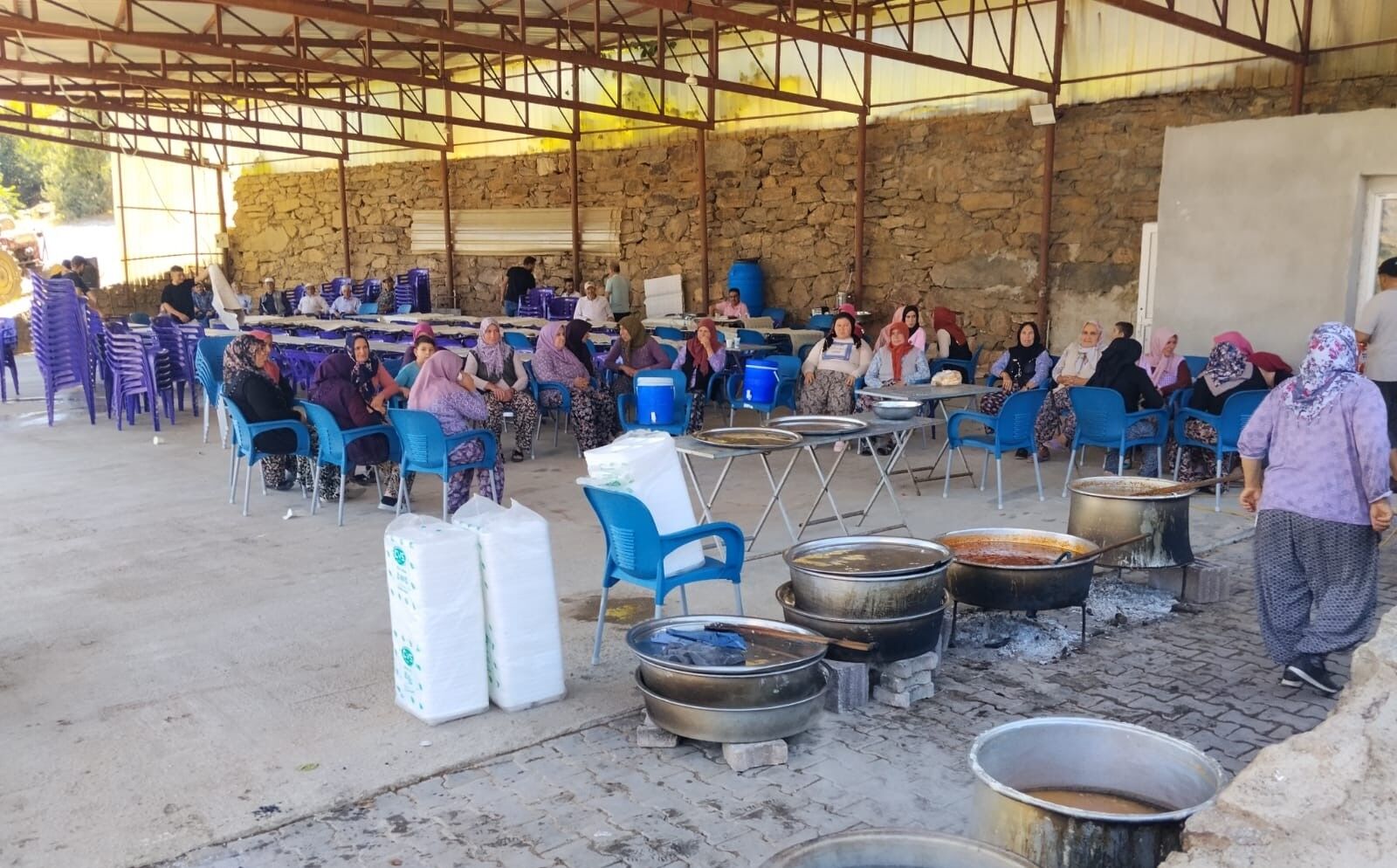 Yağmur Için Dua Ettiler (2)