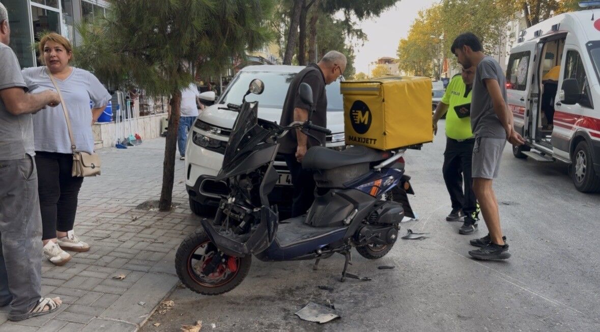 Yasaklı Kavşaktan Dönüş Yapmak Isterken Kazaya Neden Oldu (3)