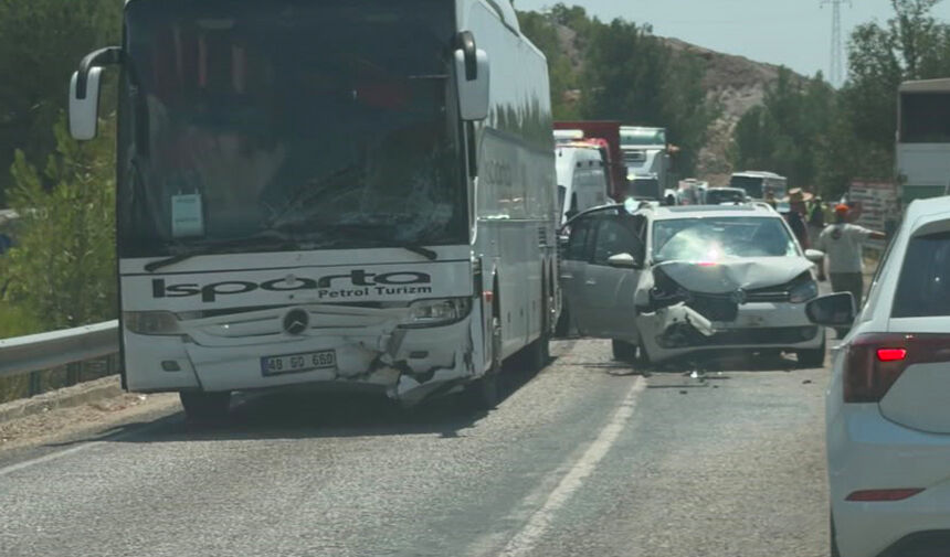 Yolcu otobüsü ile ticari araç çarpıştı, yaralılar var