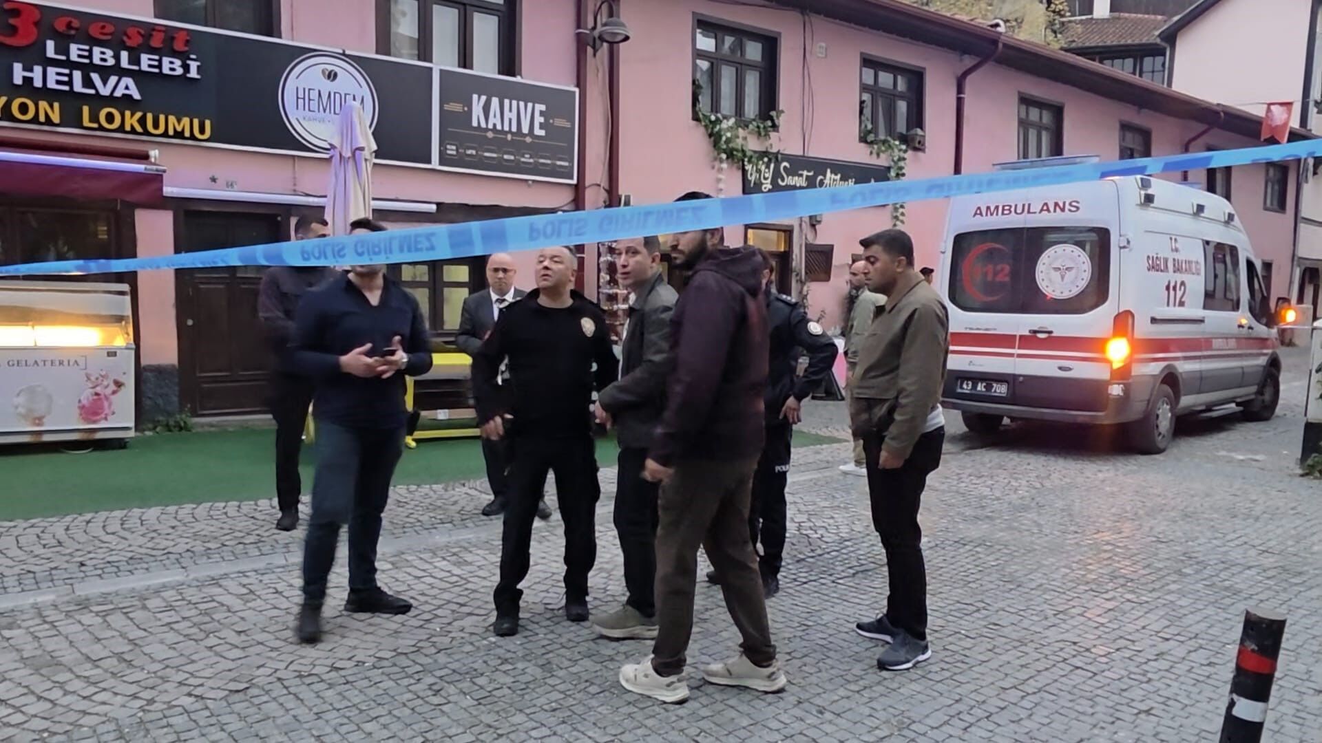 51 Yaşındaki 2 Çocuk Annesi Uğradığı Saldırıda Can Verdi (4)