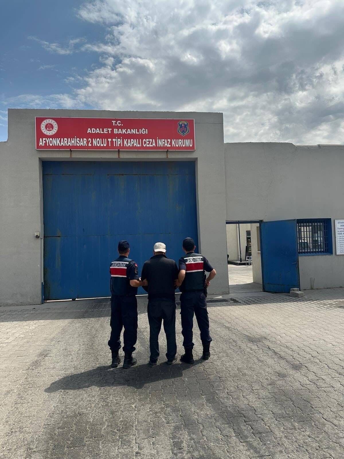 Aranan 35 Kişiyi Jandarma Yakaladı (3)