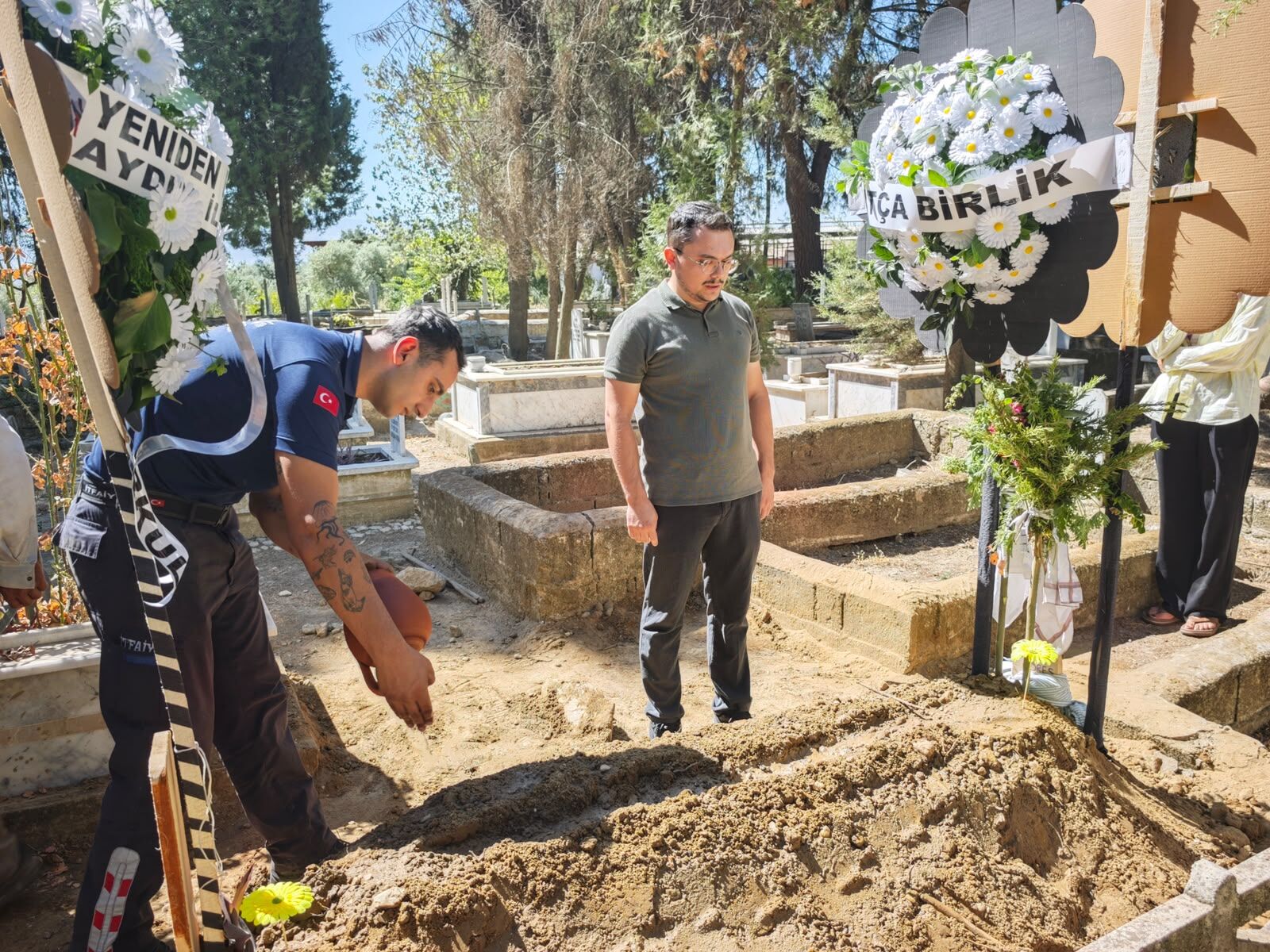 Aydın Genç Evladına Ağladı Efecan Dualarla Son Yolculuğuna Uğurlandı (3)