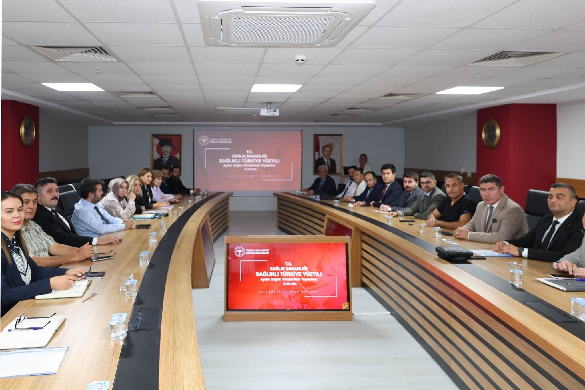 Aydın’da Devlet Hastaneleriyle Ilgili Toplantı (3)