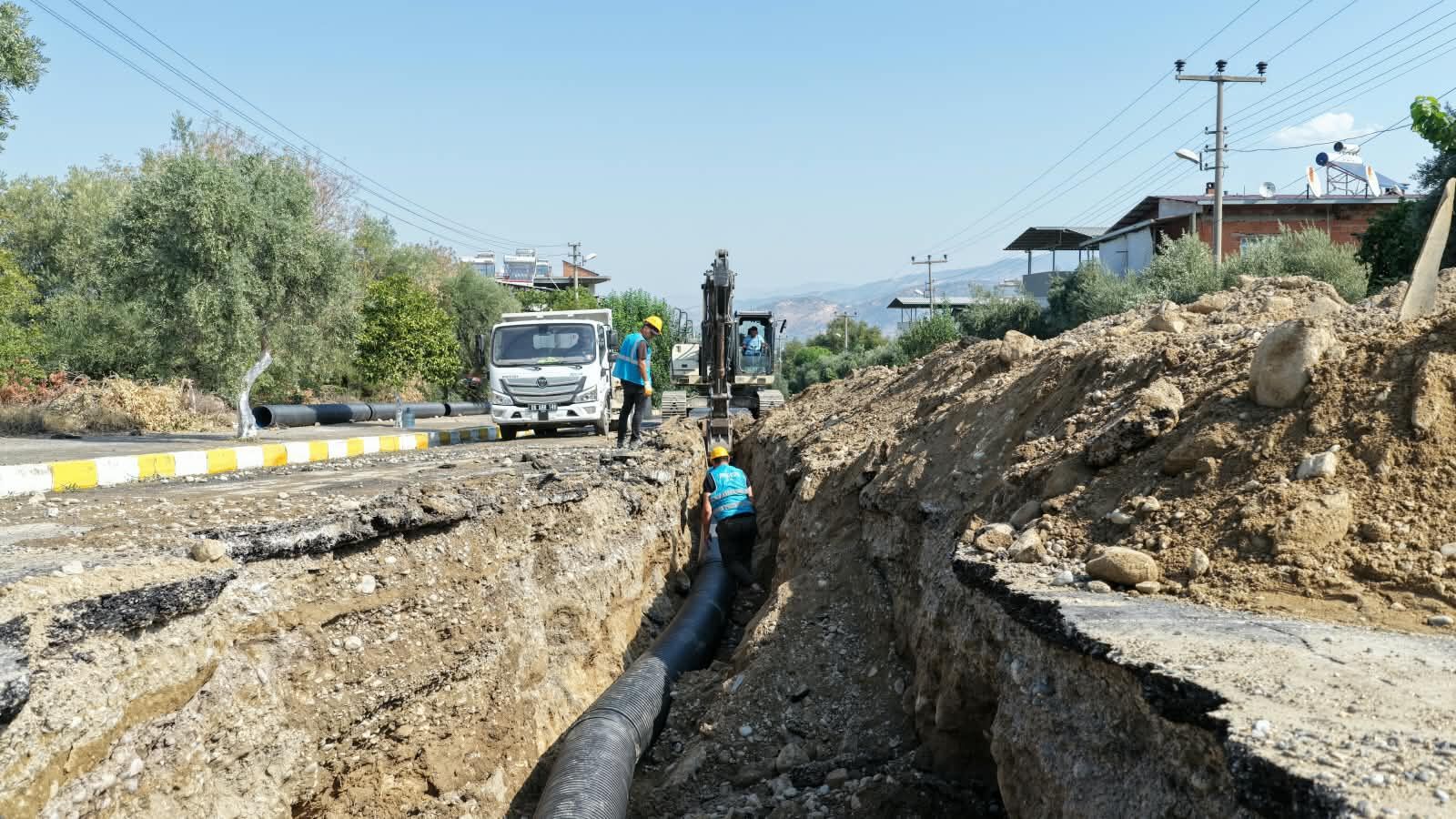 Aydın’ın Dört Bir Yanında Çerçioğlu Imzası Bozdoğan’ın Altyapısı Yenileniyor (3)