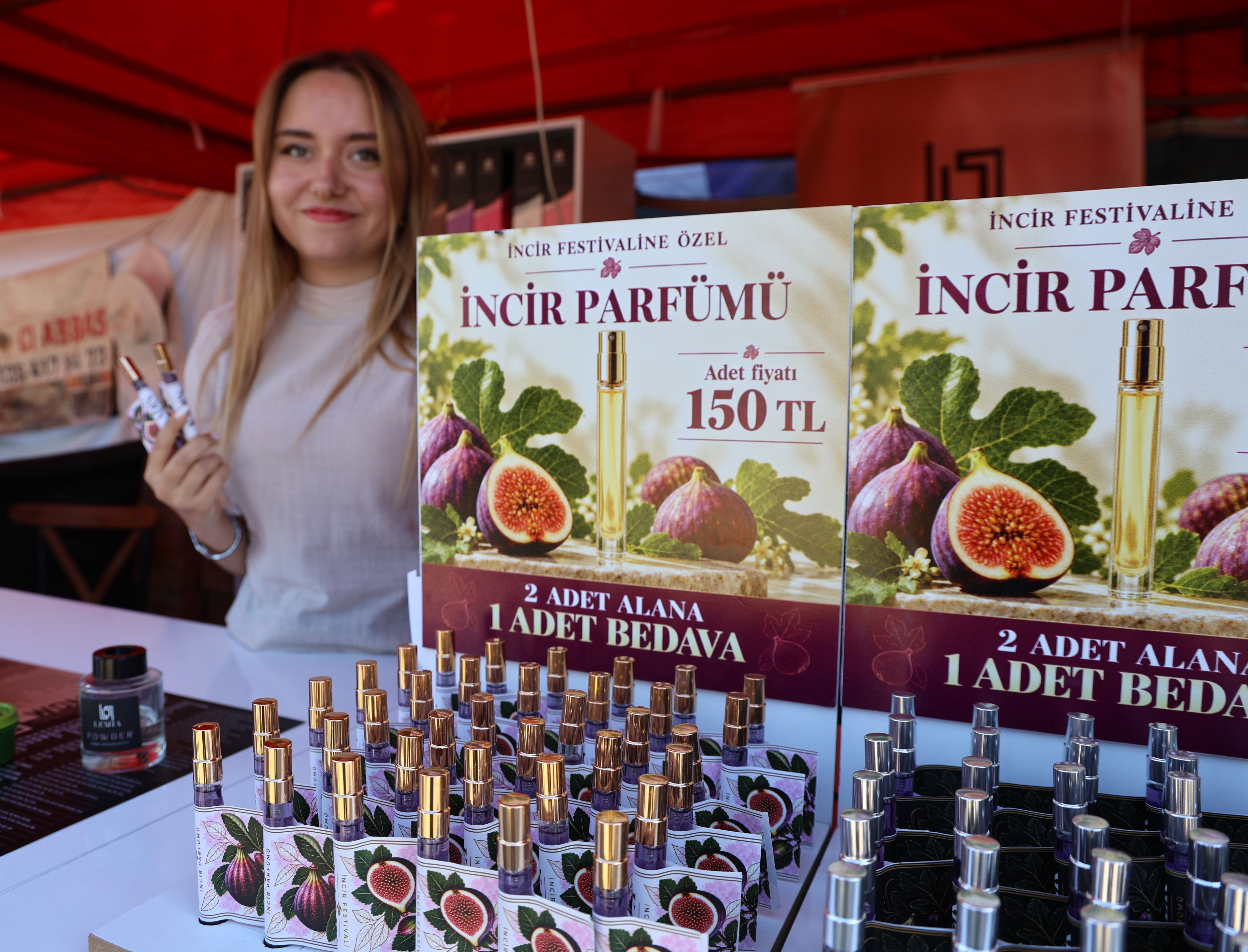 Aydınlı Genç Kadın Incirden Parfüm Yaptı (1)