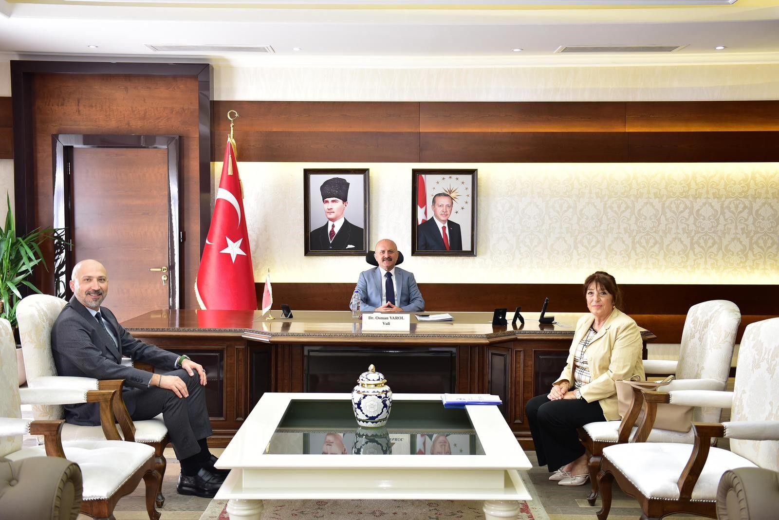 Başkan Arıkan Aydın Valisi Varol Ile Bir Araya Geldi (2)