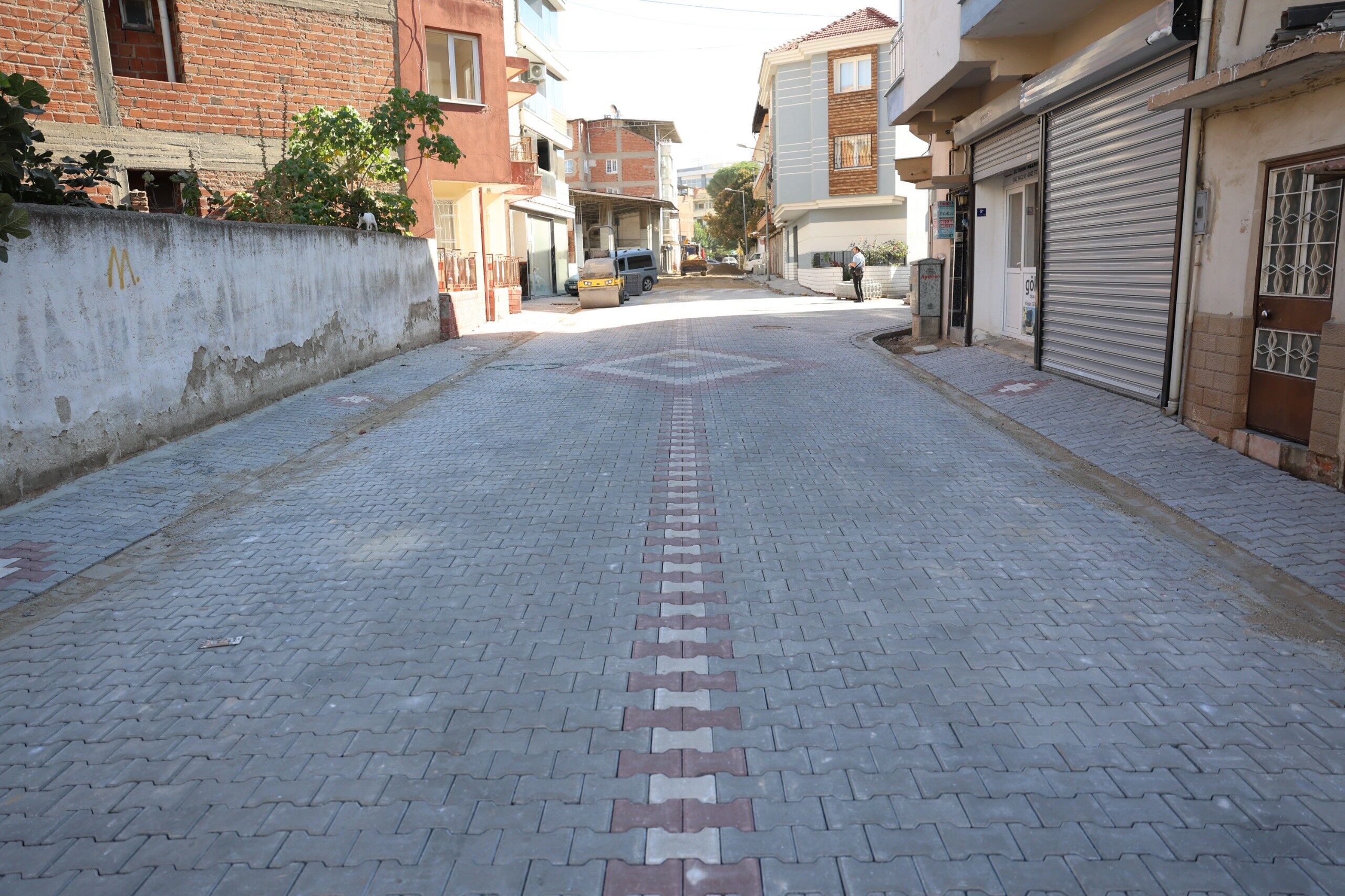 Başkan Kaya İstiklal Mahallesi’nde Çalışmaları Yerinde Inceledi (4)