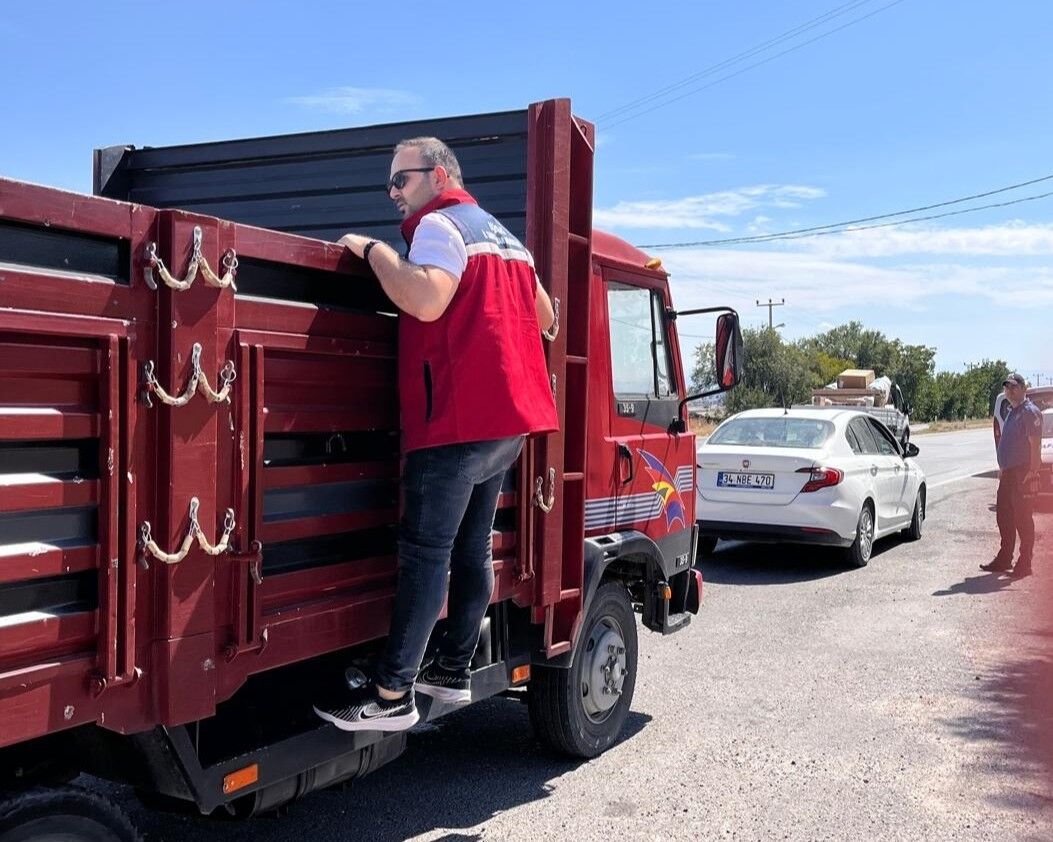 Hayvan Hastalıklarına Karşı Yol Kontrolleri Sürüyor (1)