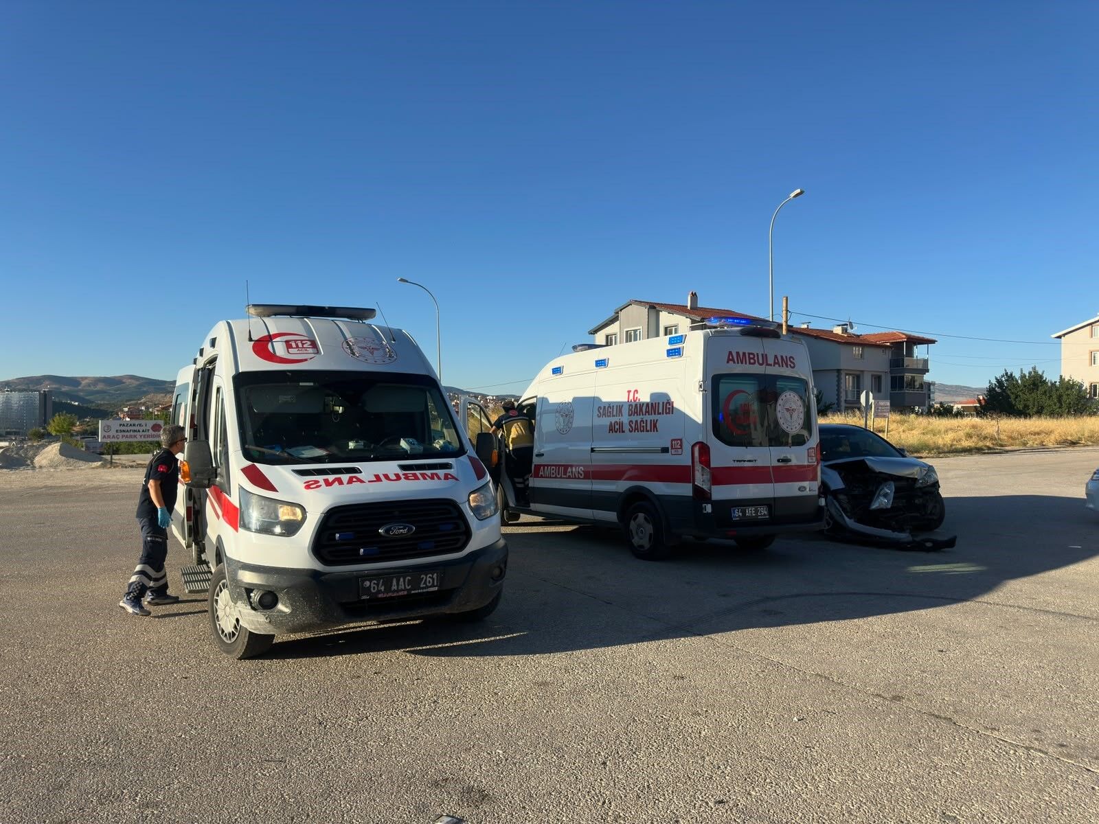 İki Otomobil Çarpıştı 1’I Çocuk 3 Kişi Yaralandı (7)