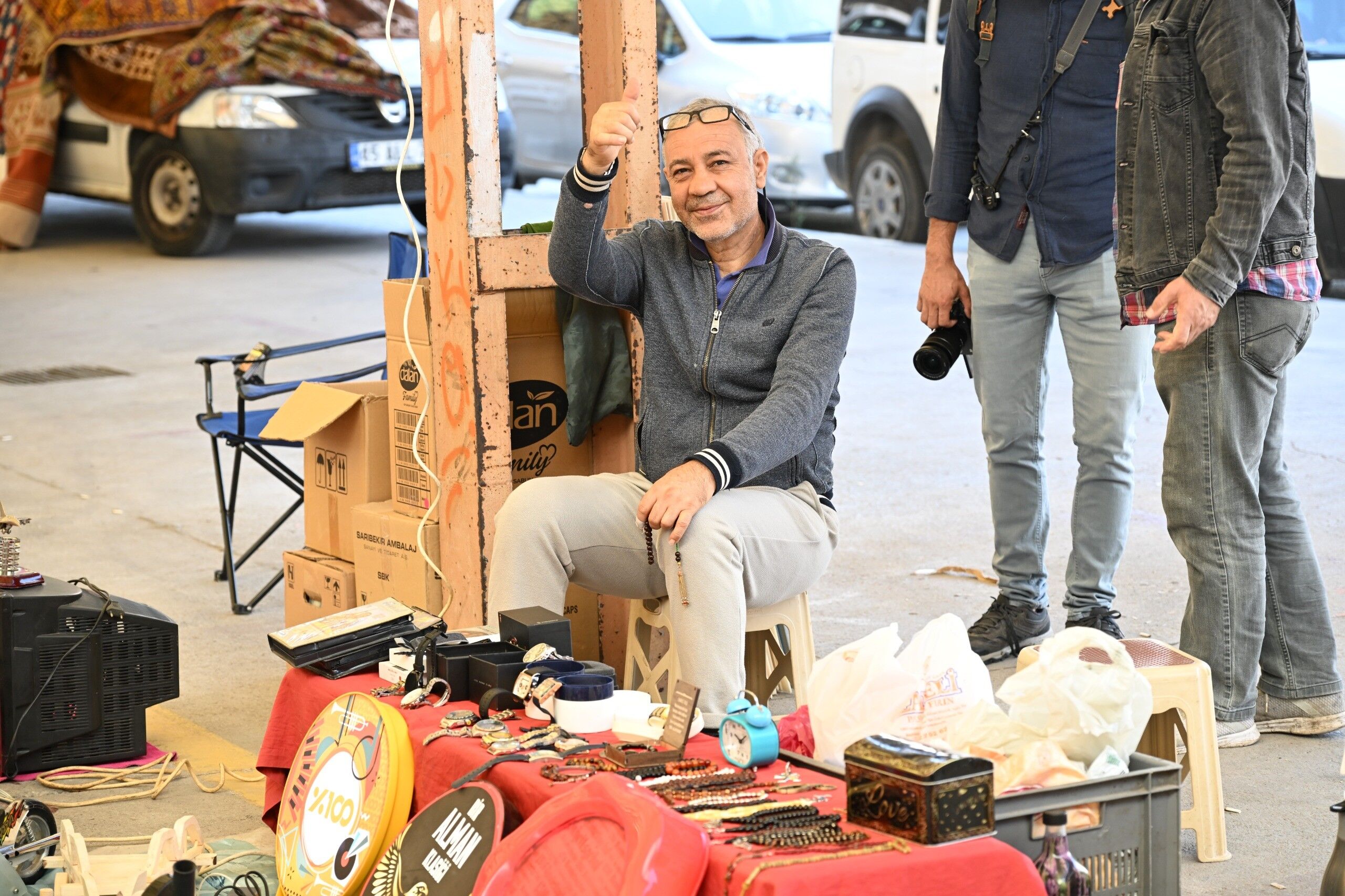 İkinci El Eşya Pazarı Yeni Yerinde Kurulmaya Başladı (2)