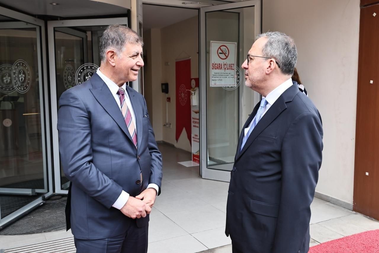 İzmir Ak Parti’ye Mi Geçiyor Kritik Açıklama Geldi (2)