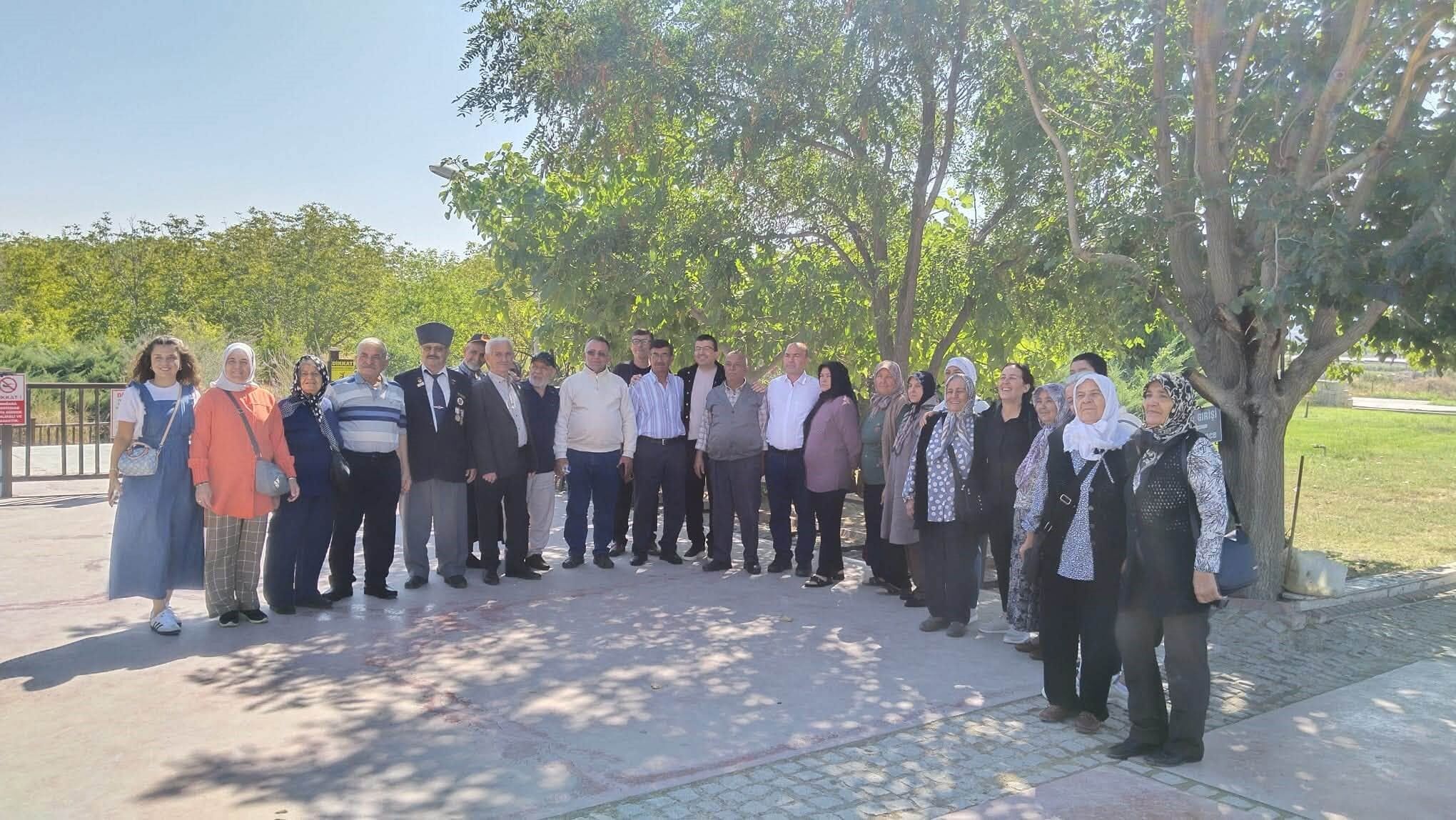 Karacasulu Gaziler Pamukkale’yi Gezdi (2)