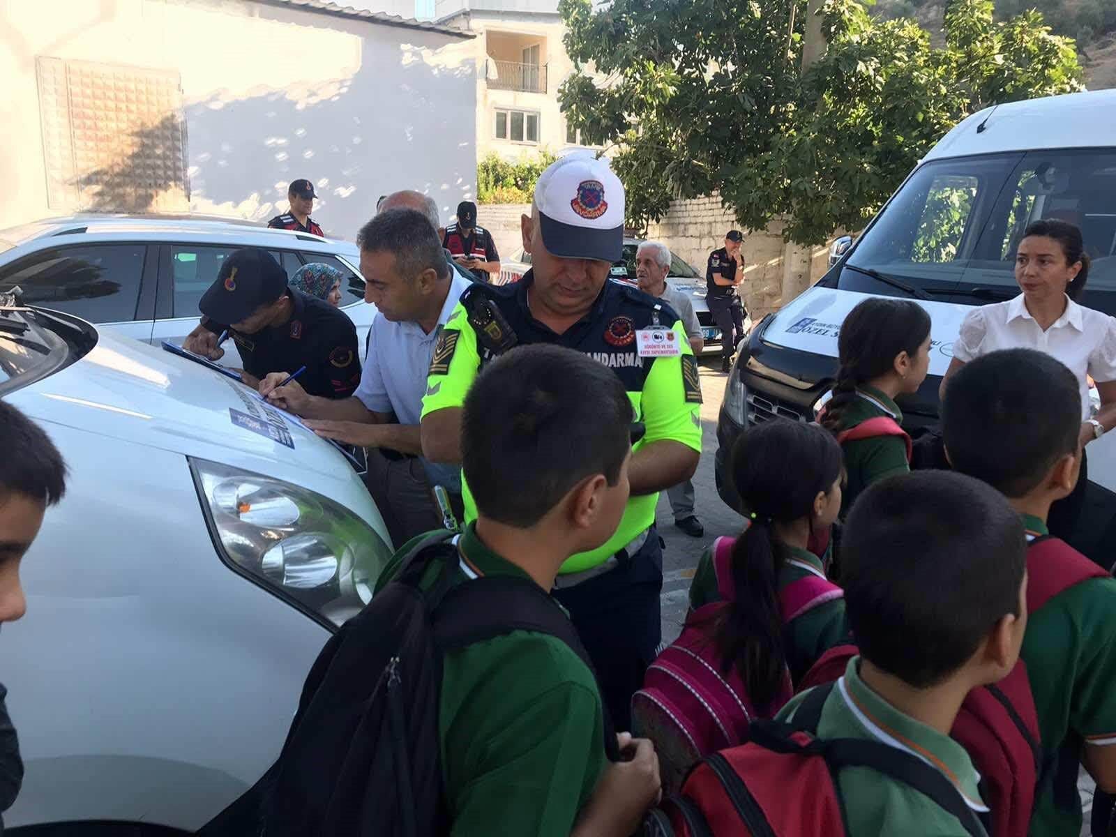 Koçarlı’da Okul Çevrelerinde Güvenlik Tedbirleri Artırıldı (4)