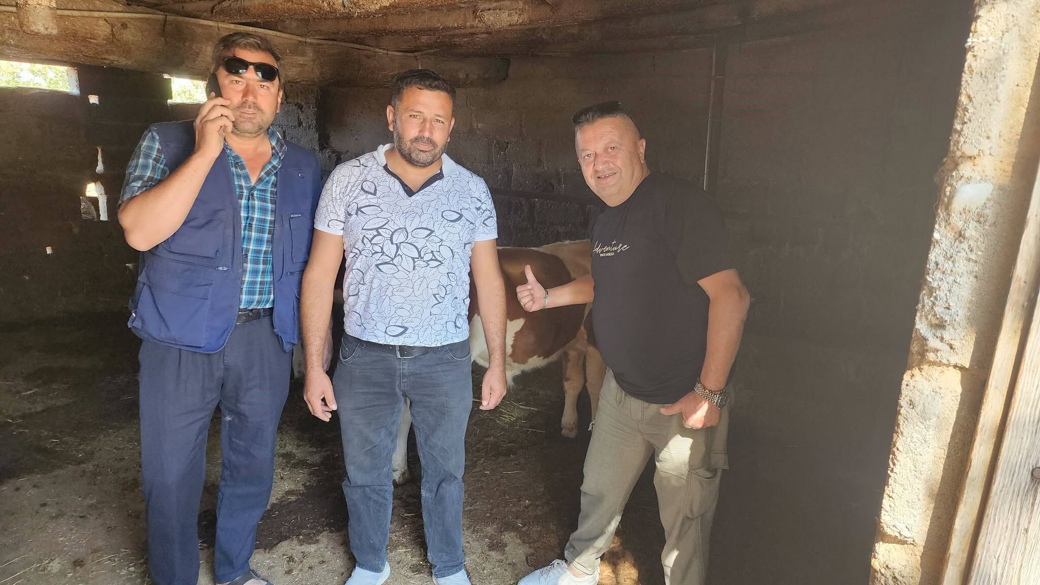 Mahalleli Seferber Oldu, Komşularının Yardımına Koştu (2)