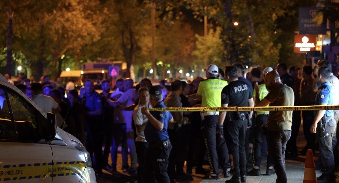 Ortalık Fena Karıştı, 3 Kişi Hayatını Kaybetti (3)