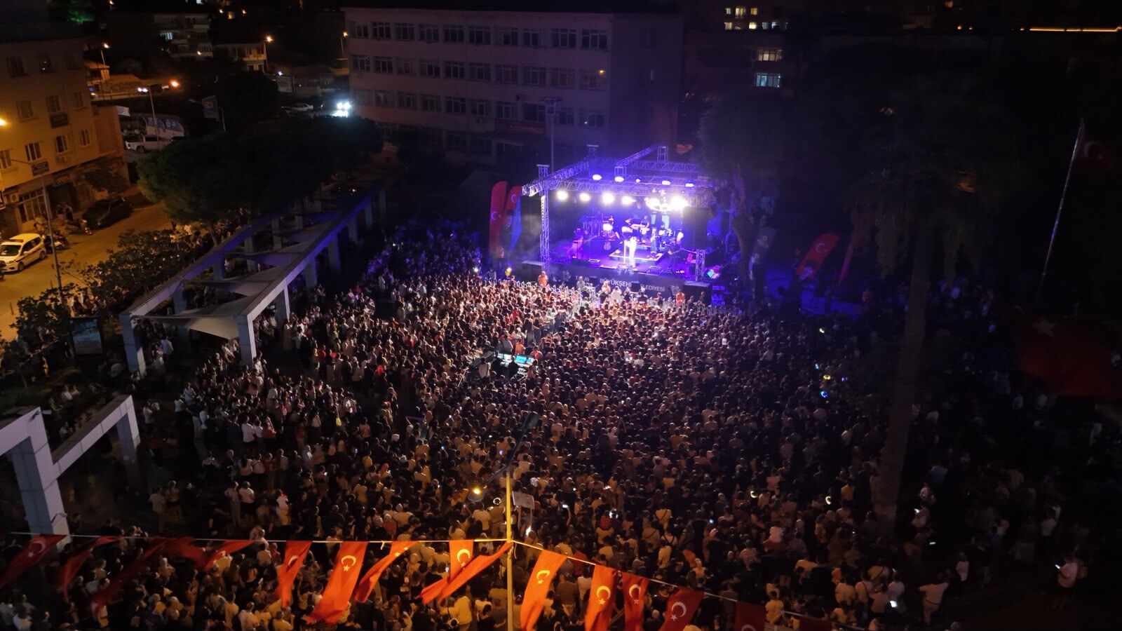 Söke’de Emir Can İğrek Rüzgârı Esti (3)