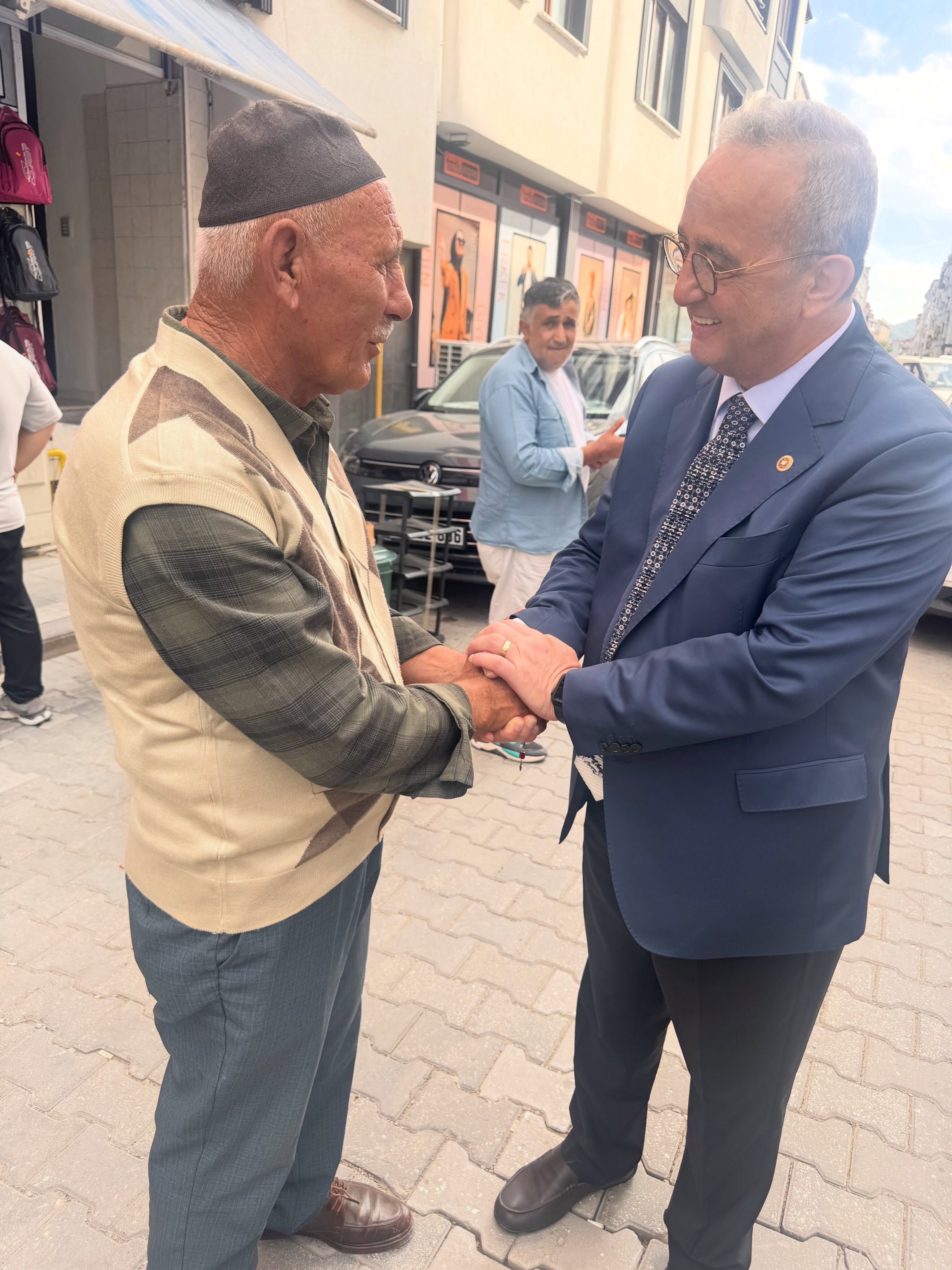 Yeni Parti Aydın Milletvekili Bülent Tezcan Bu Kez Memleketi Samsun’da Ortaya Çıktı (1)