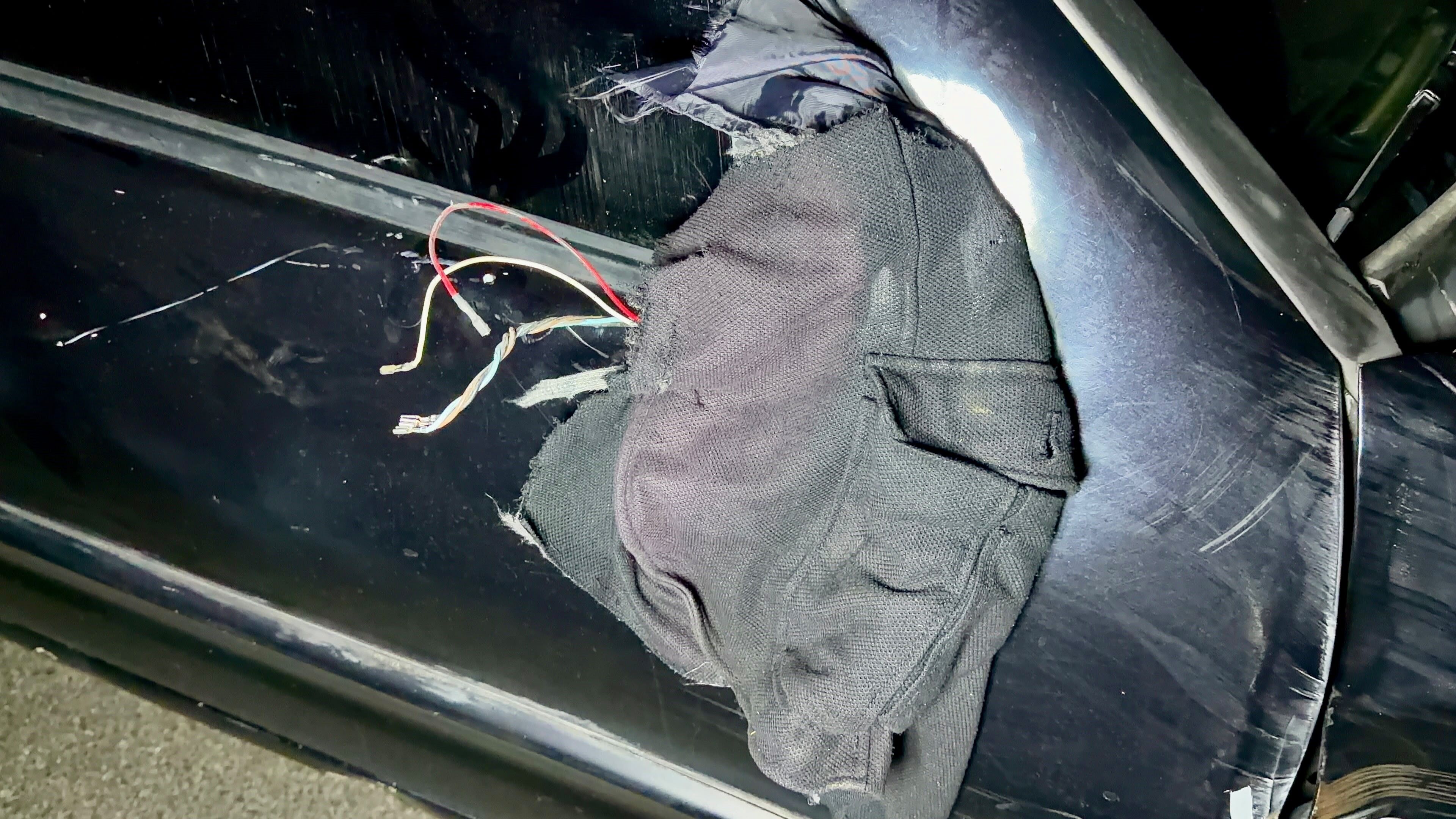 Yolun Karşısına Geçmek Isterken Otomobilin Çarptığı Adam Hayatını Kaybetti (3)