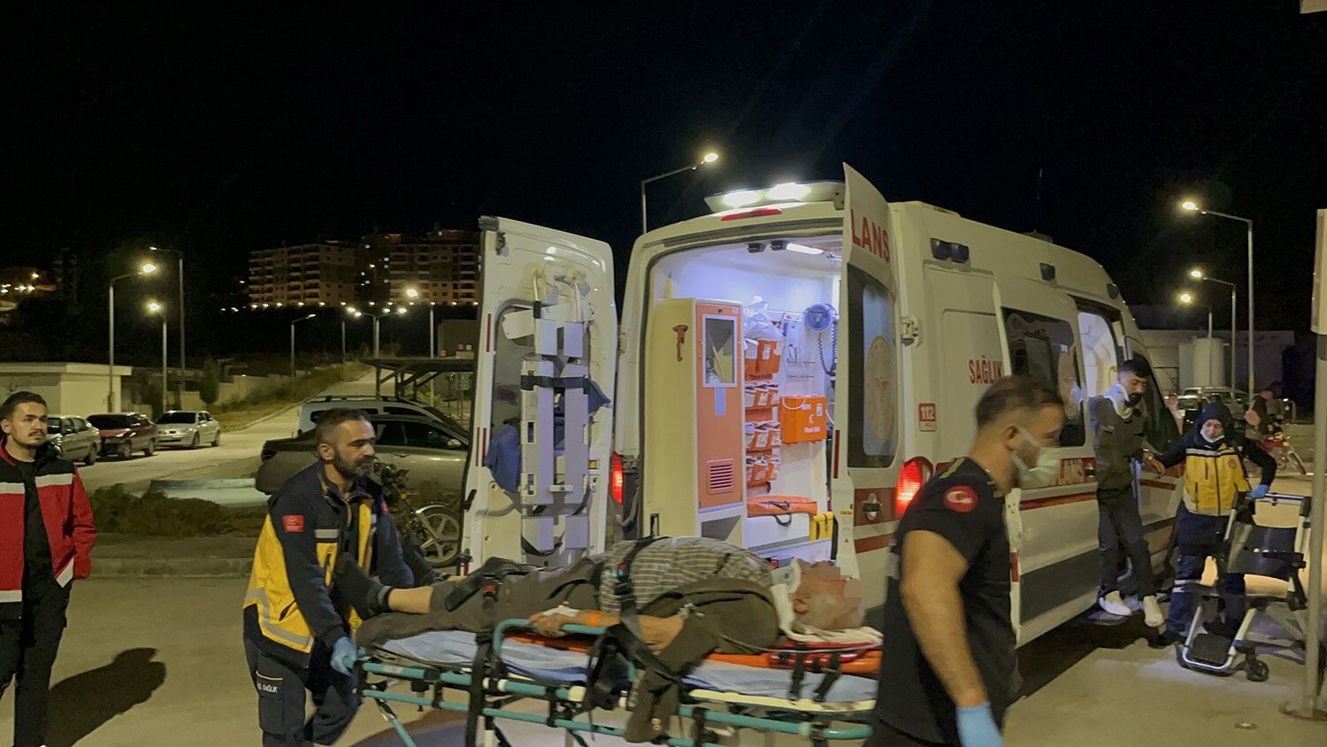 Aydın Plakalı Araç Kazaya Karıştı, Durumu Ağır Olanlar Var (4)