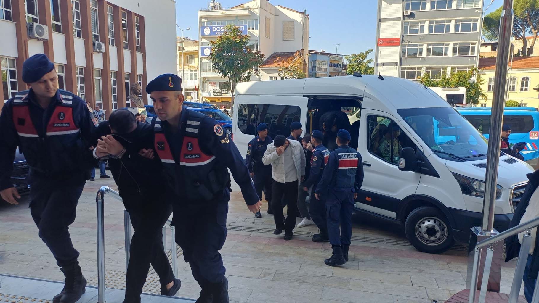 Aydın’da 71 Kişi Adliyeye Götürüldü, 3 Kişi Tutuklandı (2)