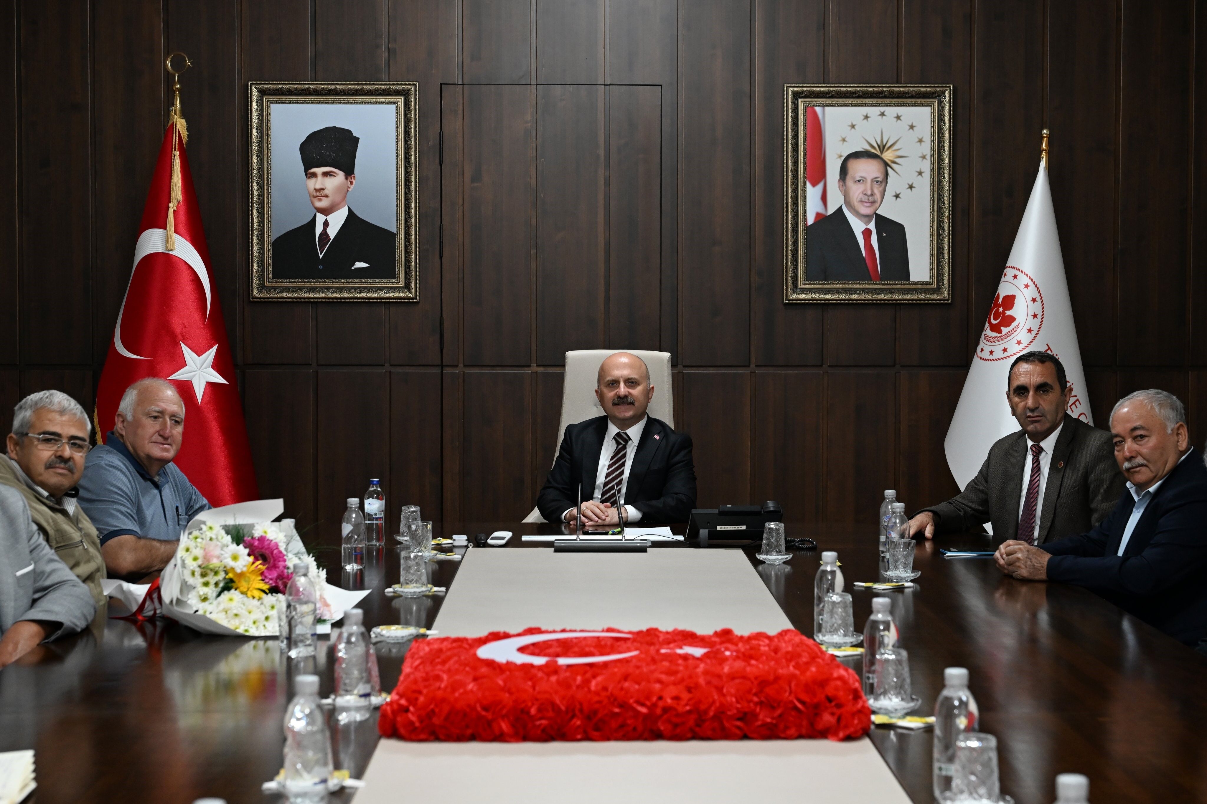 Aydın’da Muhtarların Talepleri Masaya Yatırıldı (1)