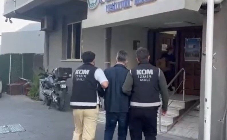 Bayraklı Belediyesi’nde Sıcak Gelişme Eski Başkan, Oğlu Ve 14 Kişi Tutuklandı (3)