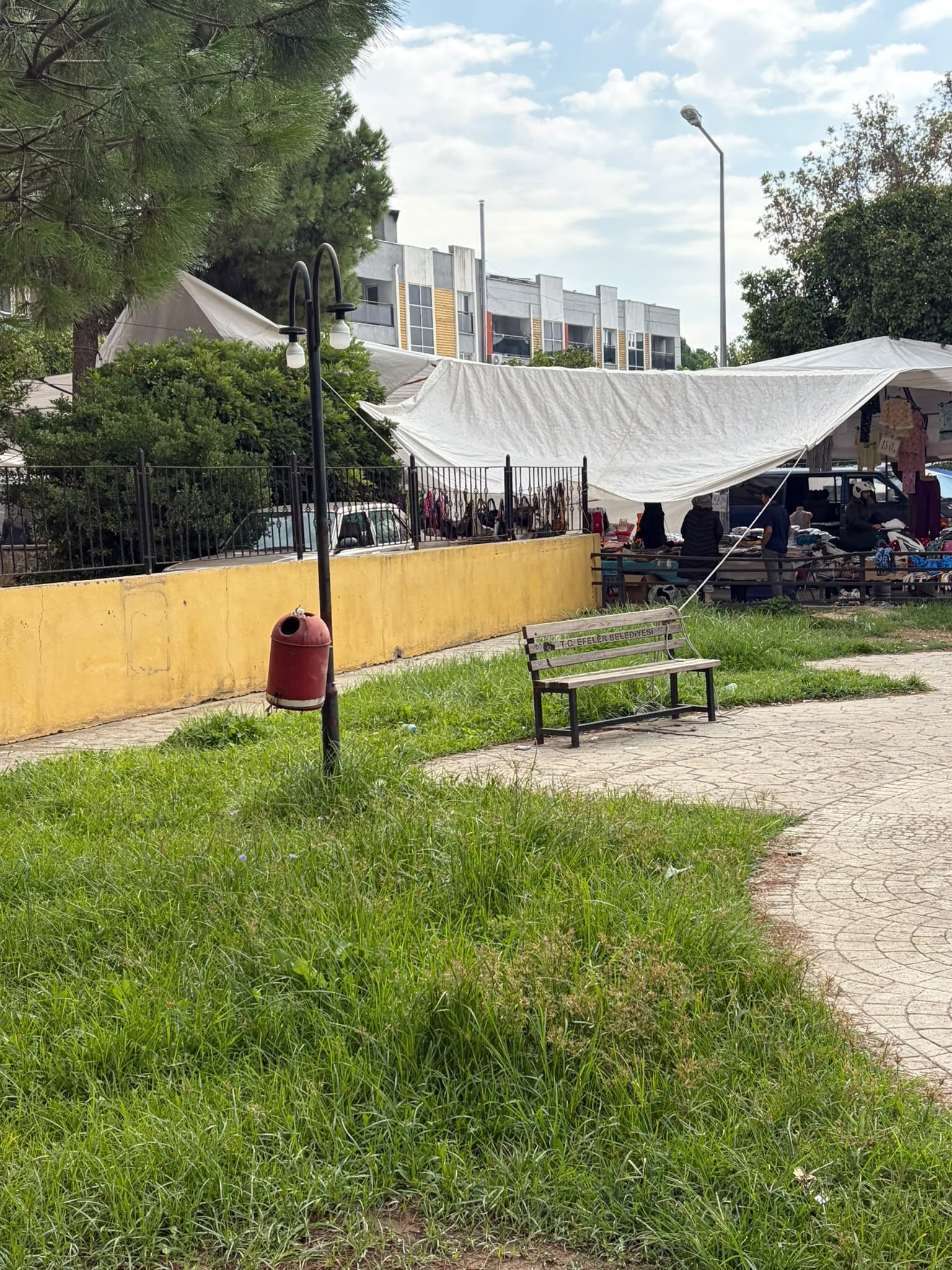 Efeler Belediyesi Ortada Yok, Parkların Hali Tepki Topluyor (3)